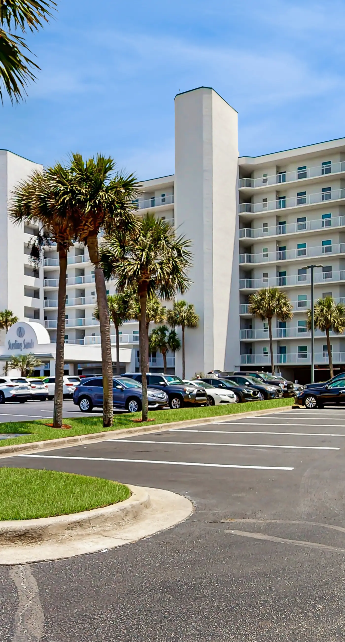 Superb Gulf front condo with pool, pool spa & fitness center access