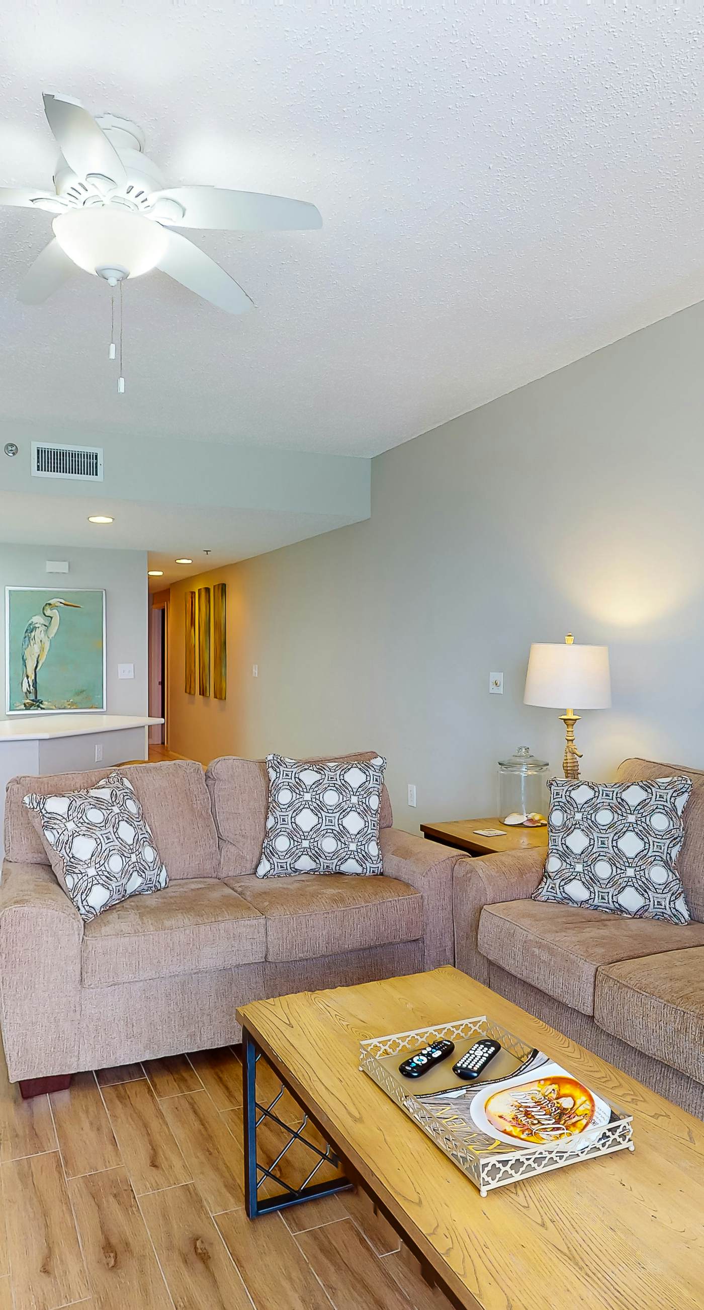 Gorgeous beach view home with balcony, pool & fitness room