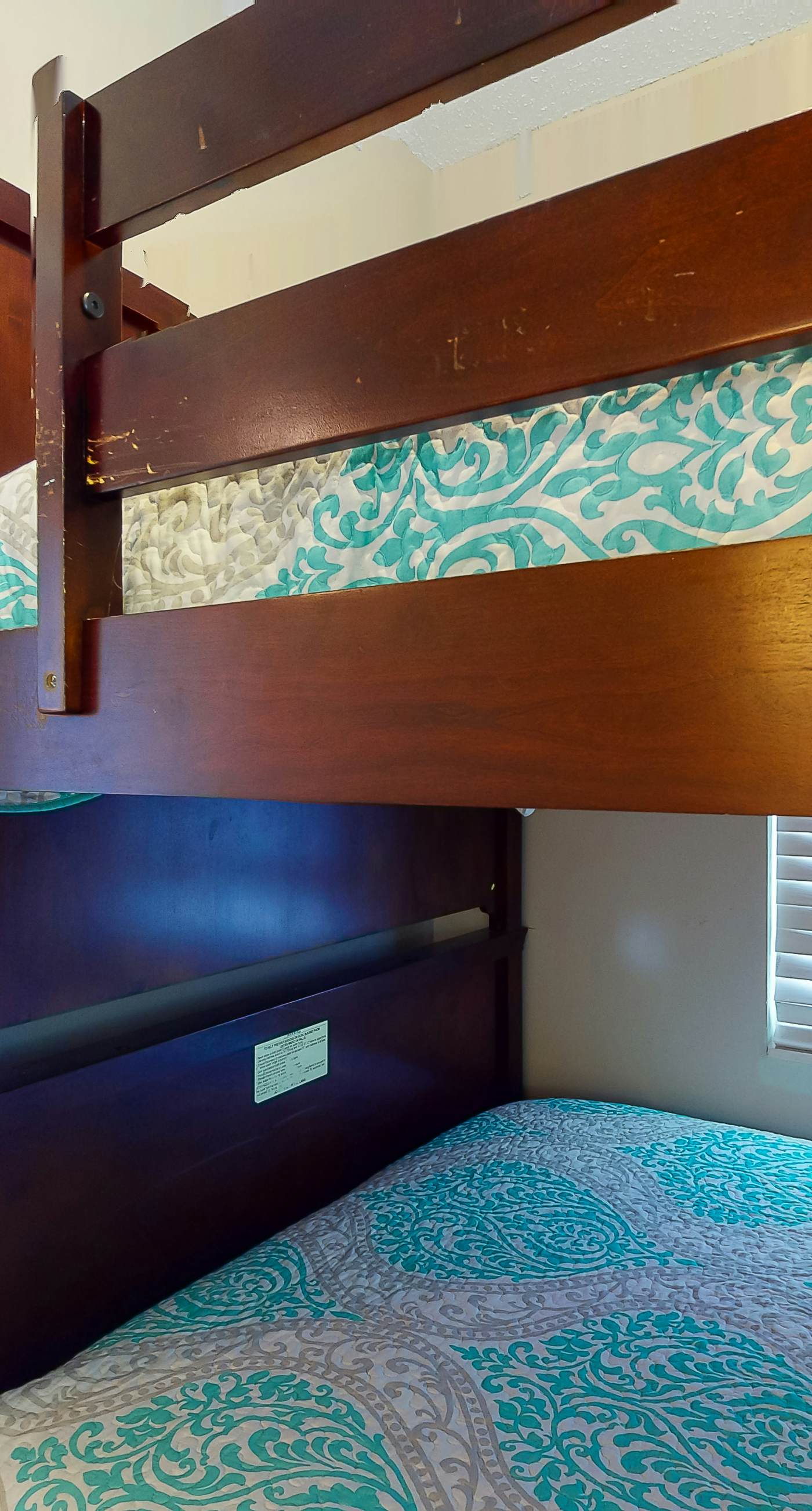 Gorgeous beach view home with balcony, pool & fitness room