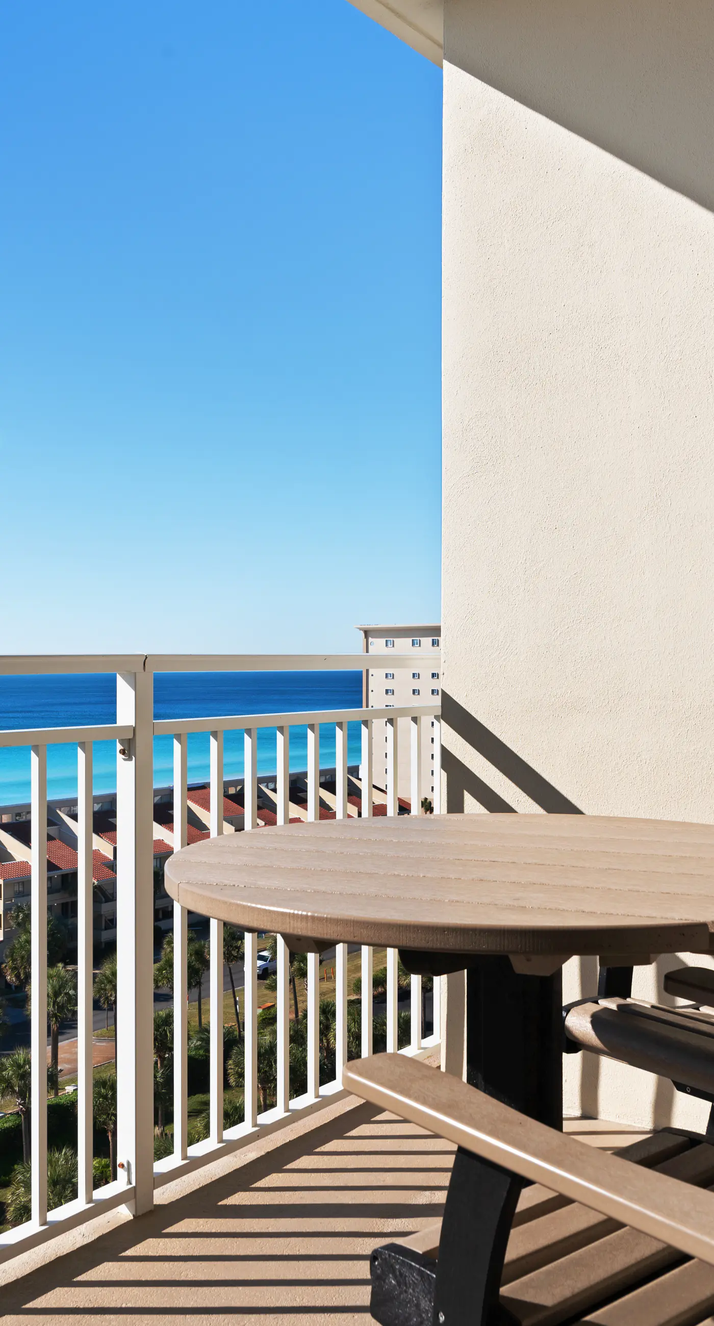 Beach condo with private balcony, gulf views & fitness room
