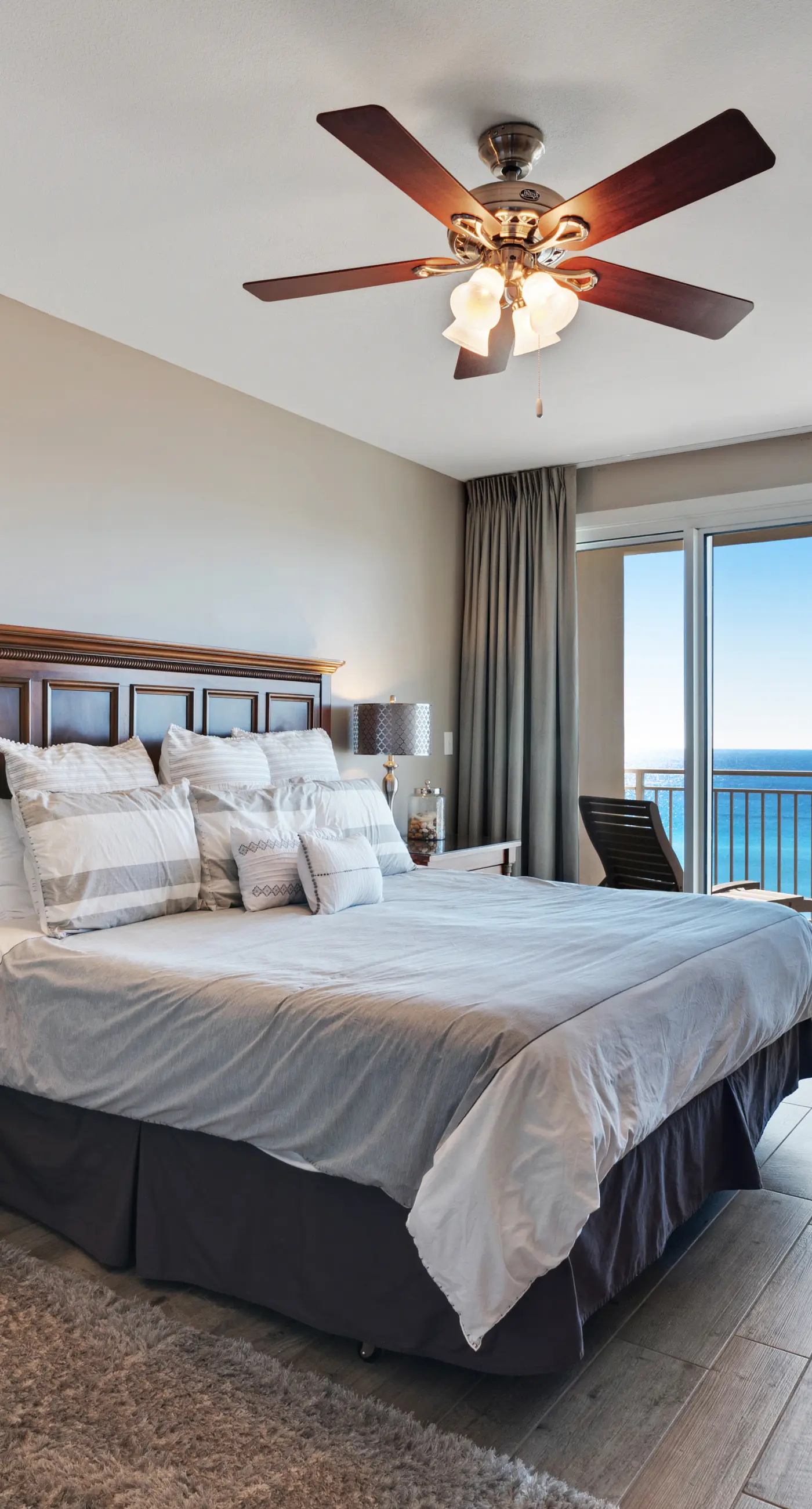Beach condo with private balcony, gulf views & fitness room