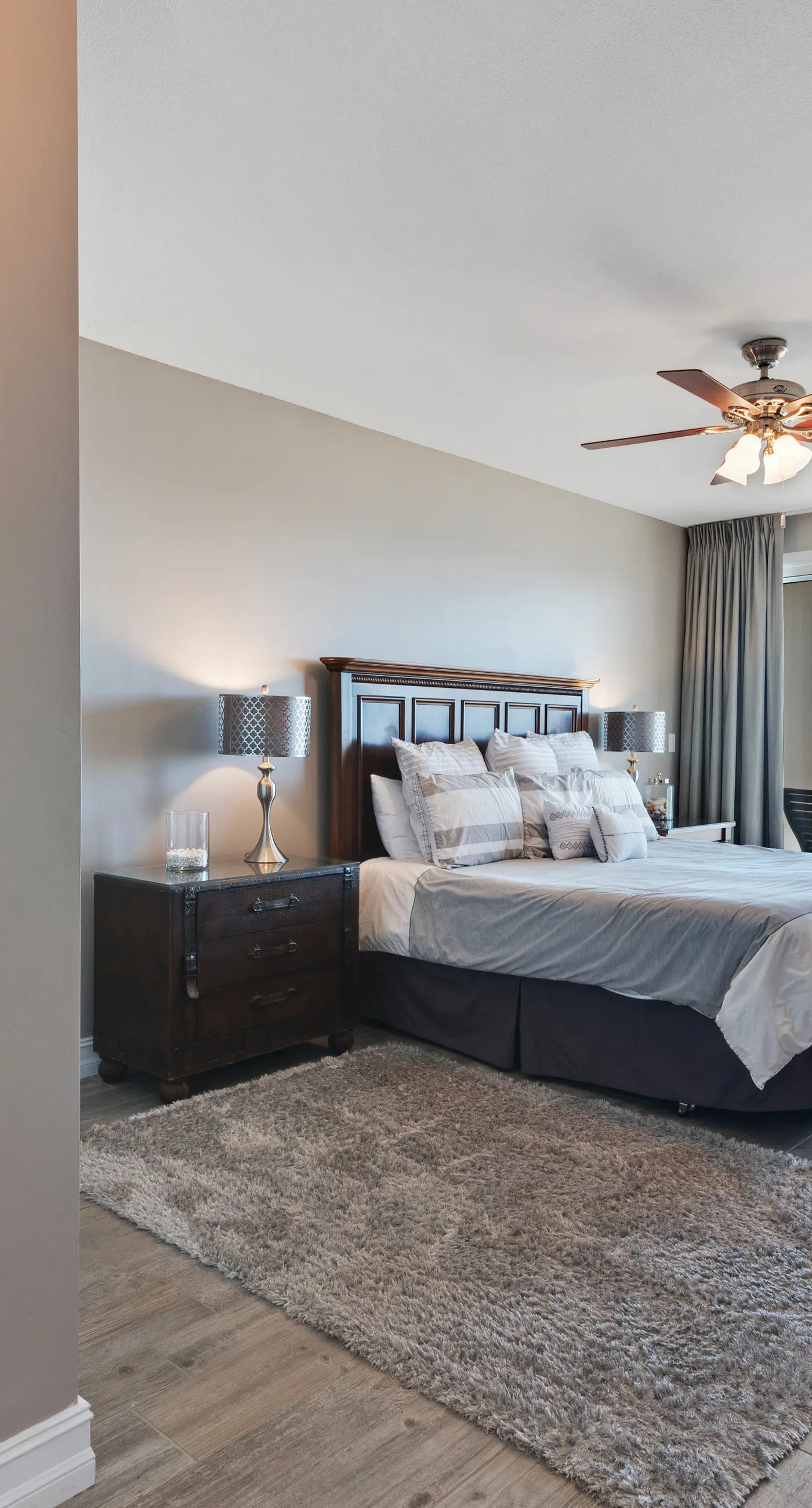 Beach condo with private balcony, gulf views & fitness room