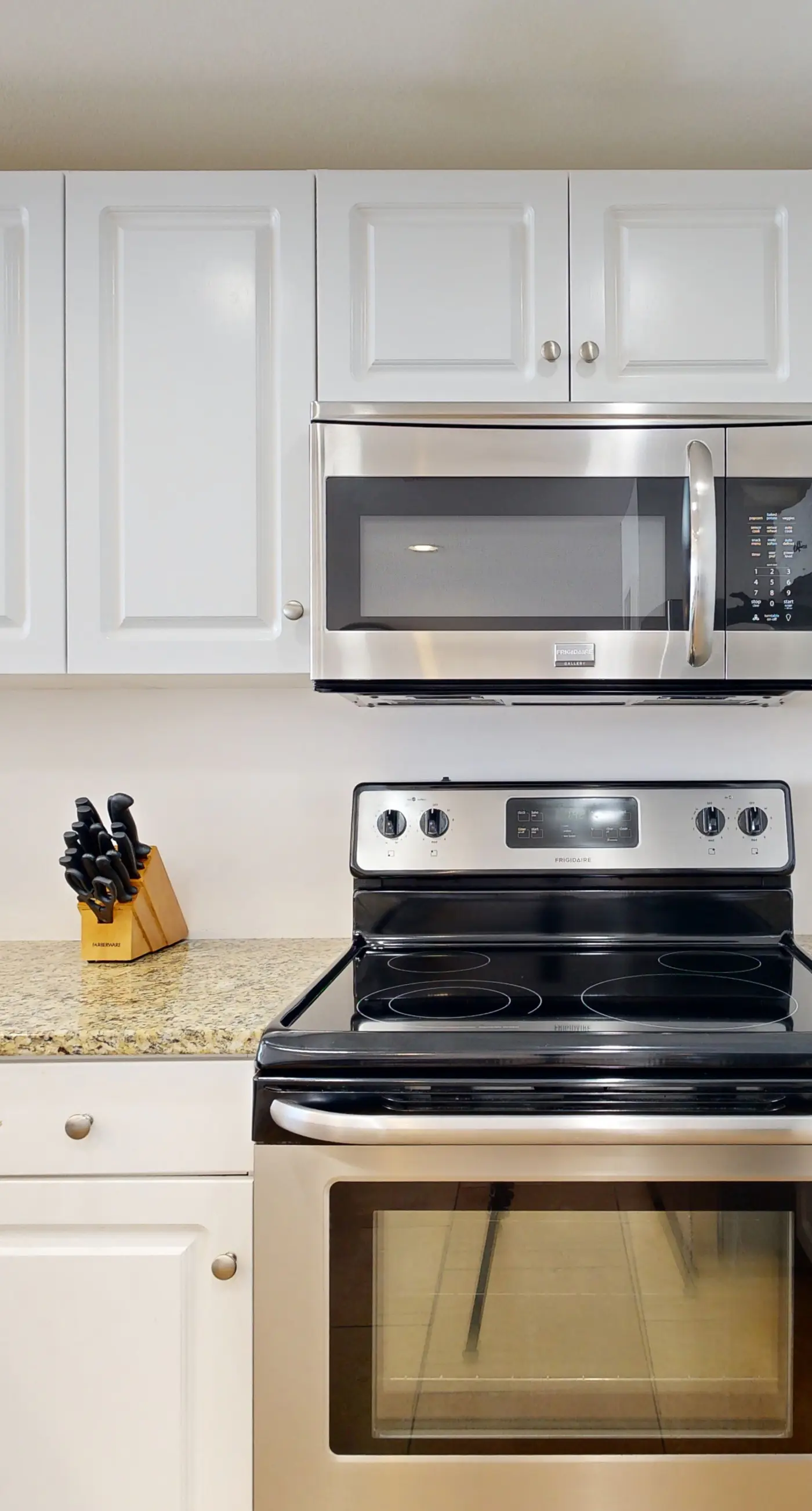 Beachfront Destin home w/ gulf views, private balcony & beach access