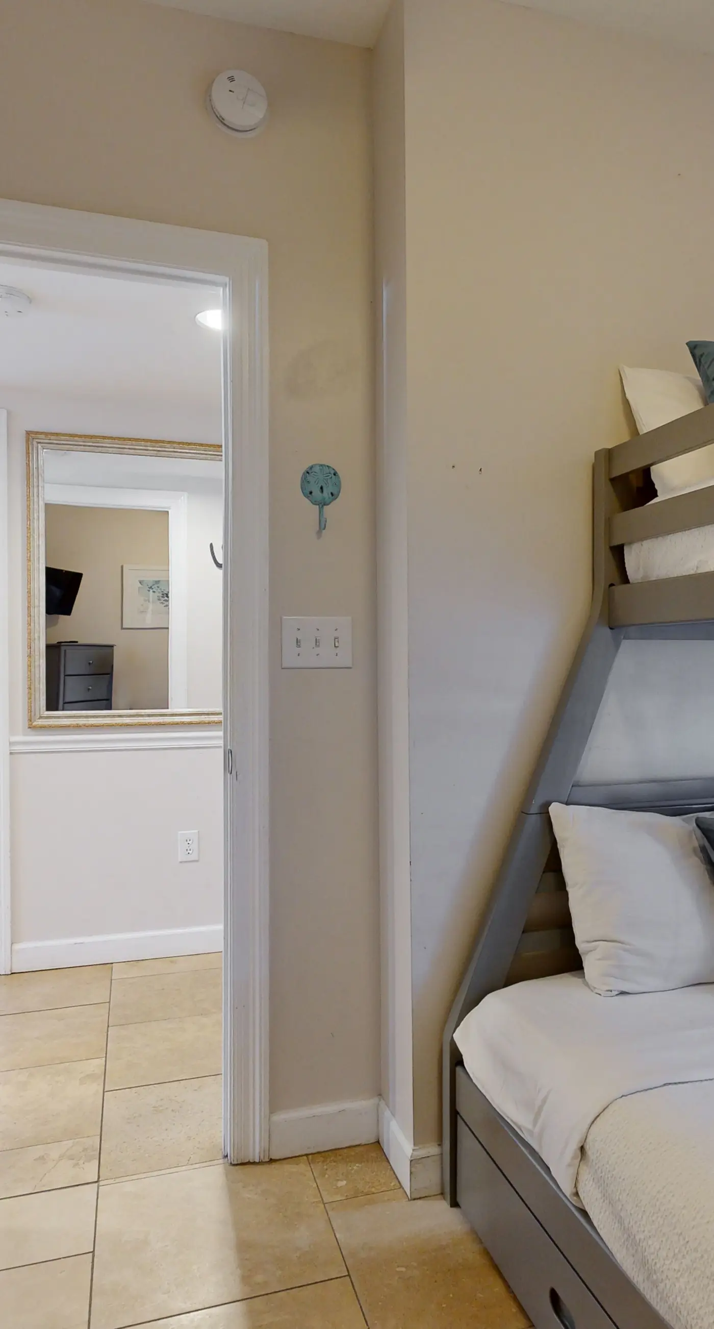 Beachfront Destin home w/ gulf views, private balcony & beach access