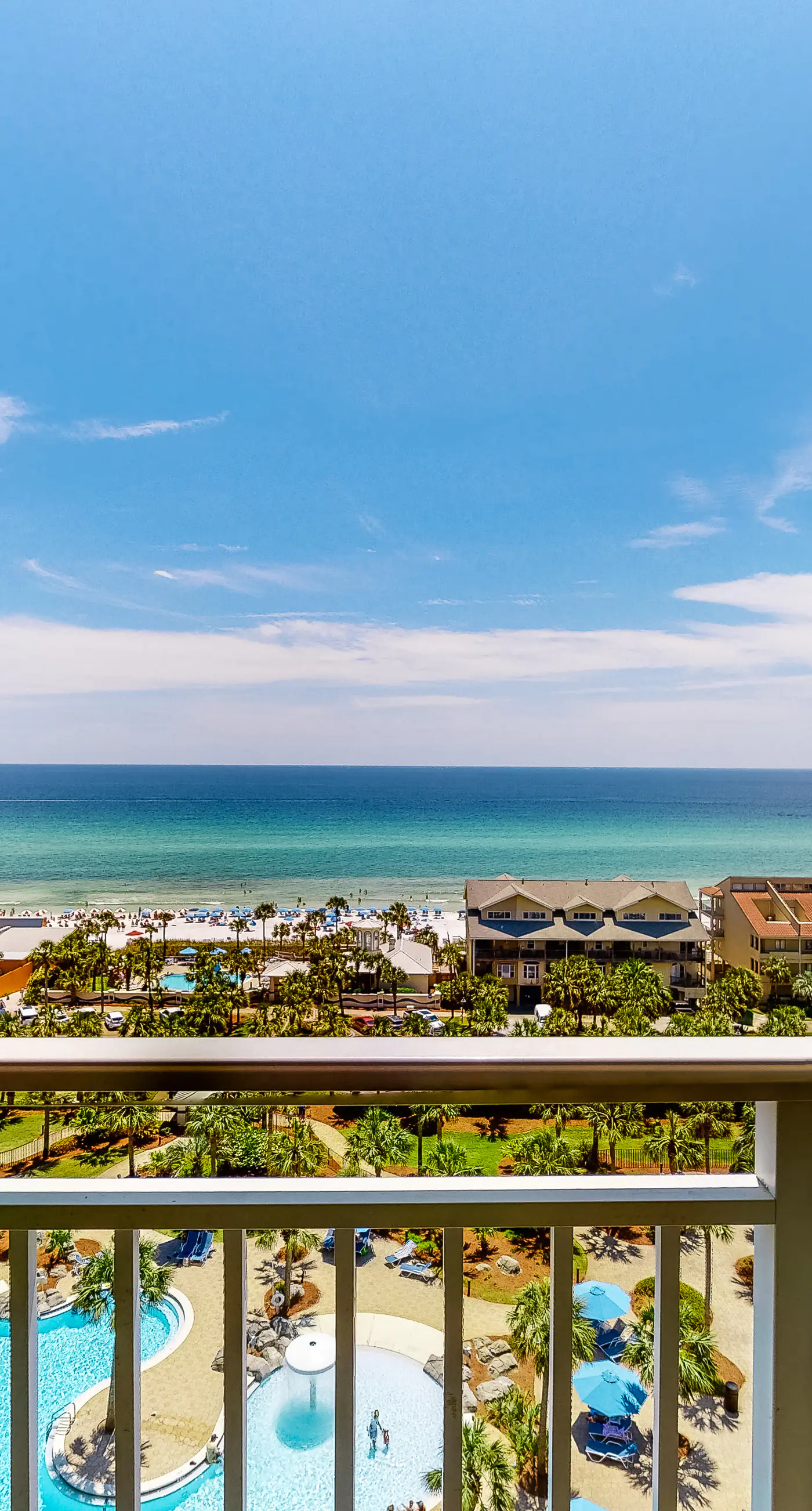 “Captiva” beachfront condo w/ ocean views and pool & fitness center access