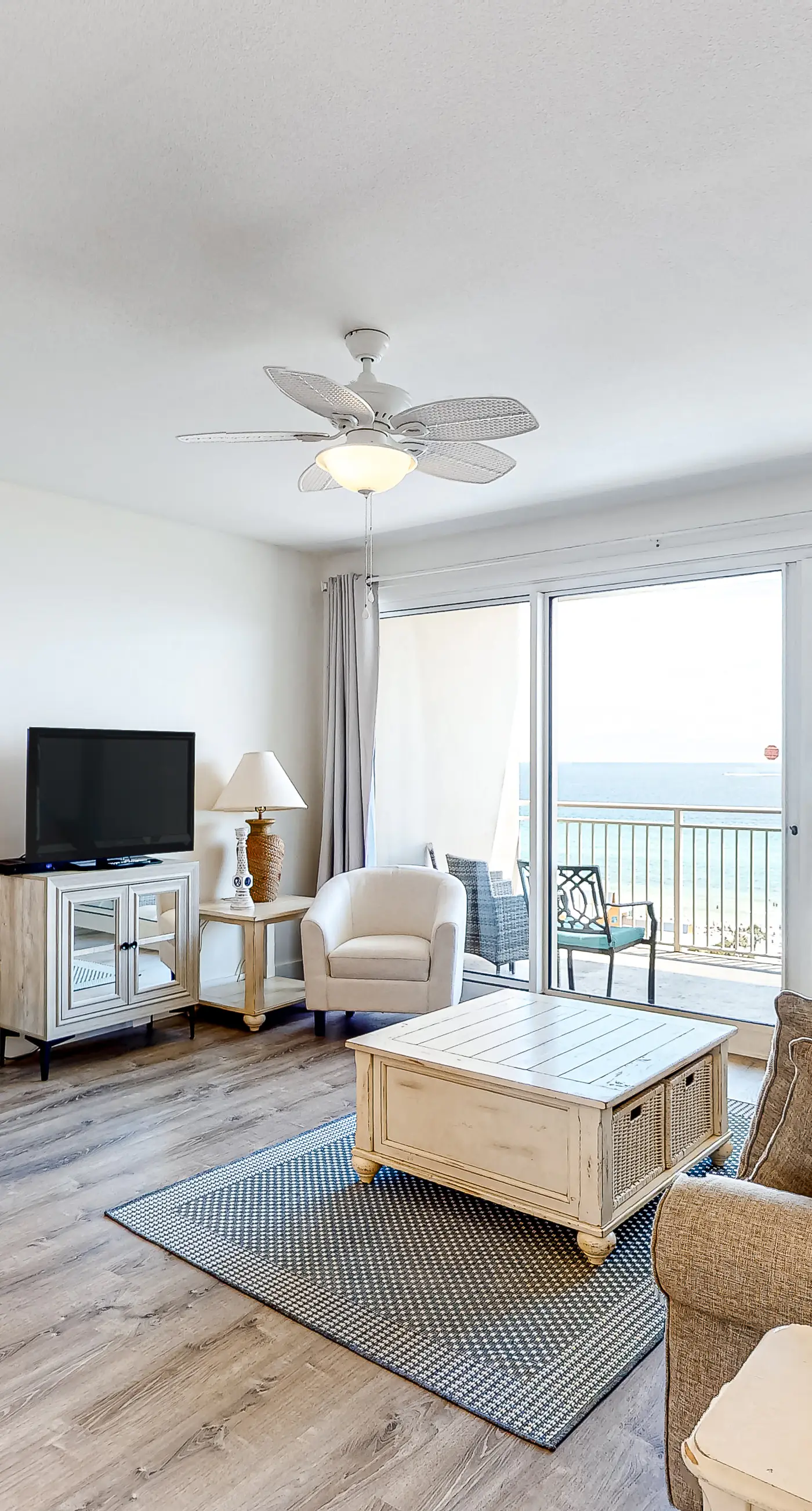 “Captiva” beachfront condo w/ ocean views and pool & fitness center access