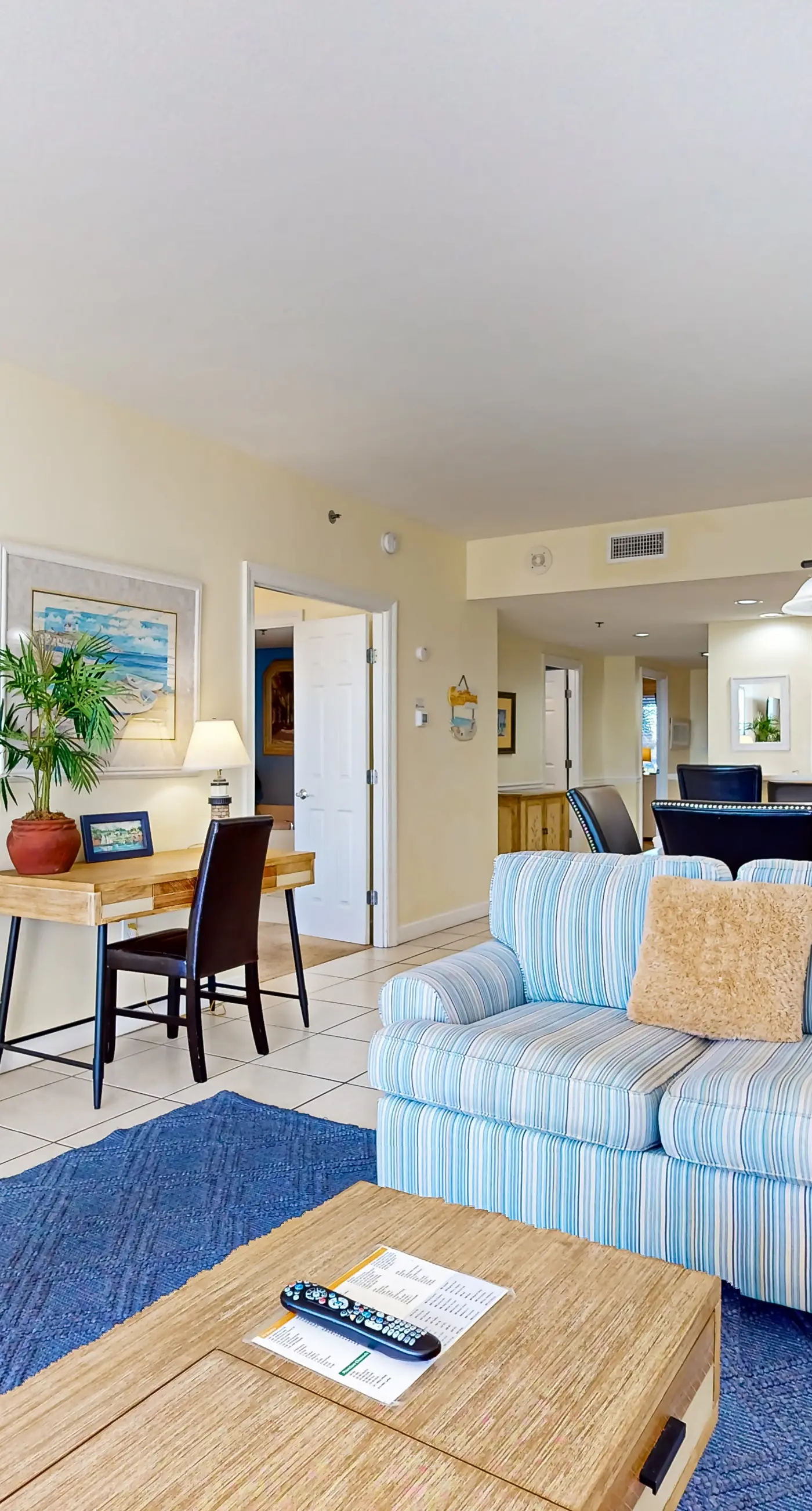 Charming & sleek condo w/incredible water views and shared on-site amenities