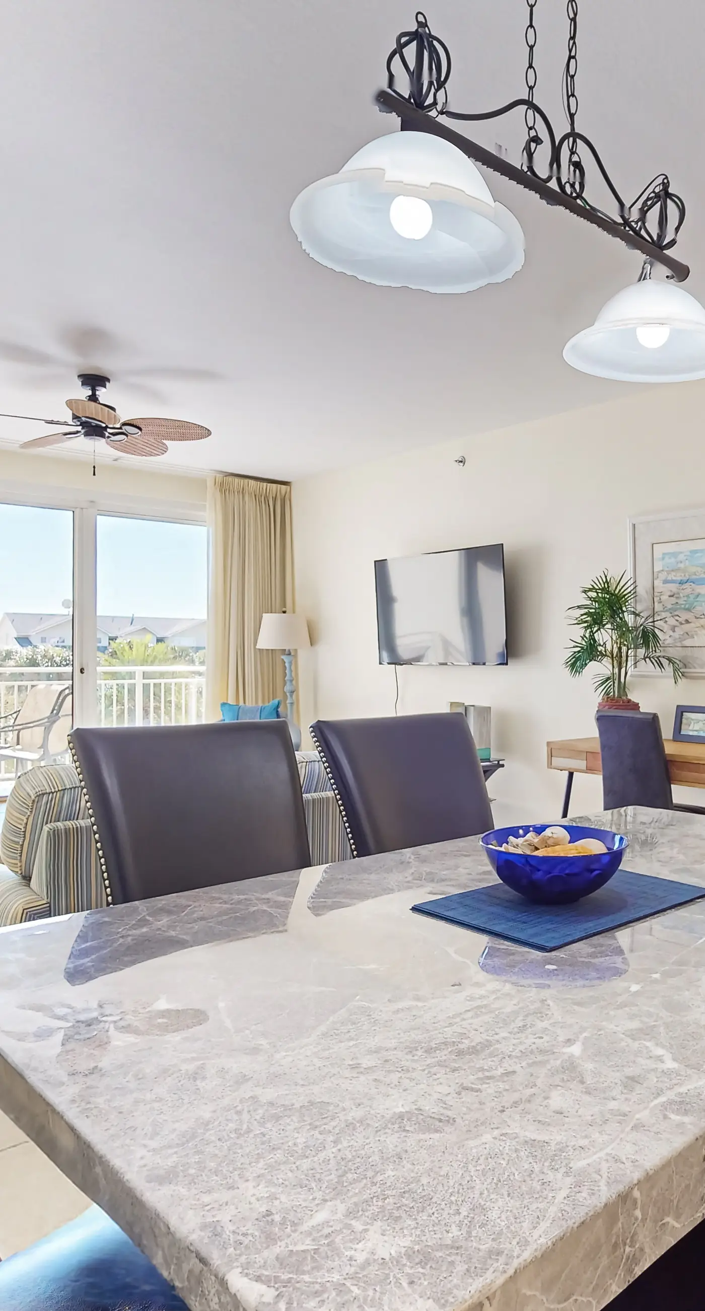 Charming & sleek condo w/incredible water views and shared on-site amenities