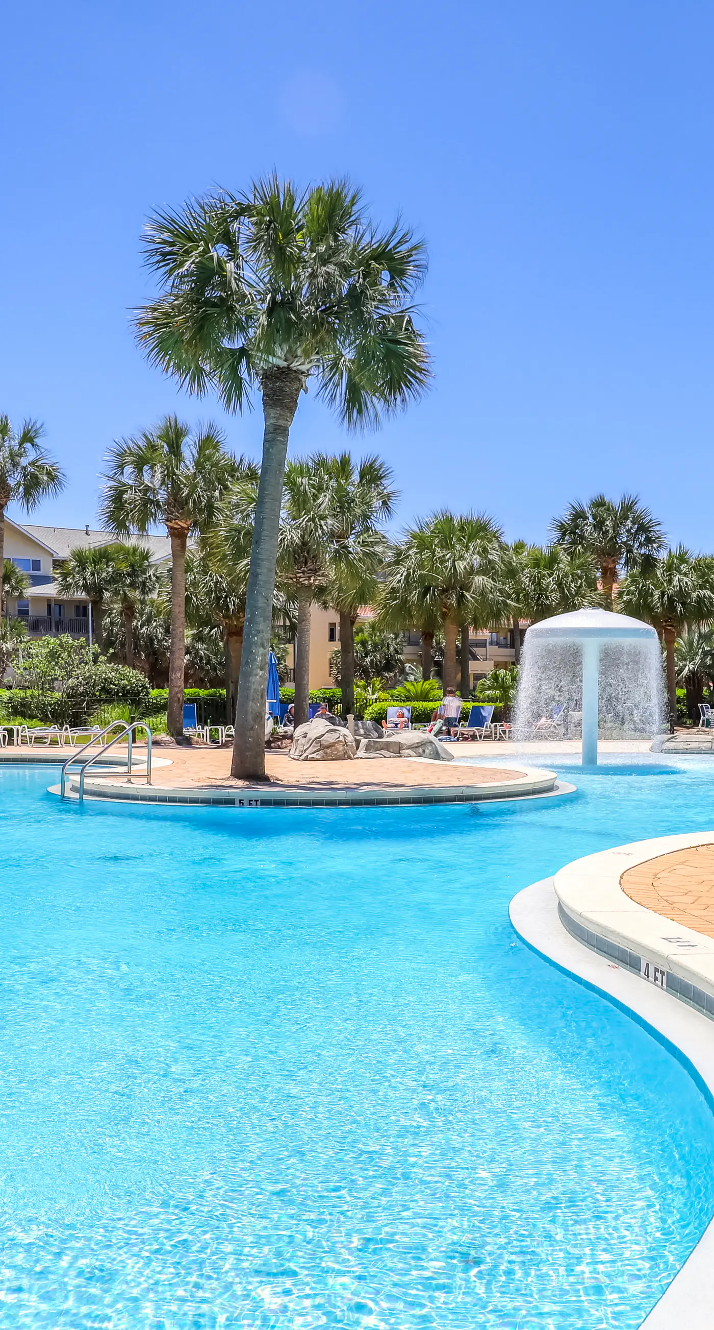 Charming & sleek condo w/incredible water views and shared on-site amenities