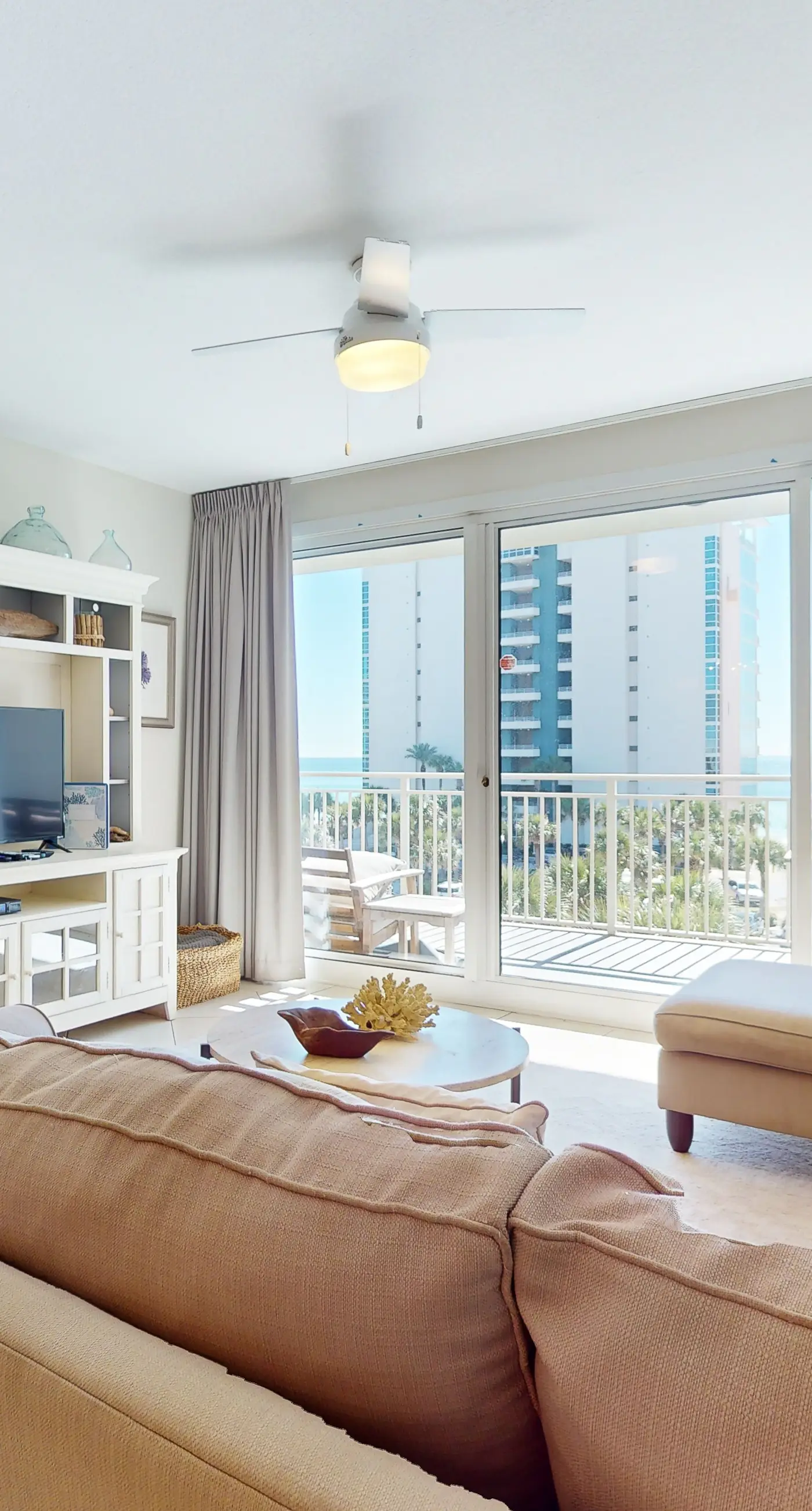 Magnificent waterfront condo w/private balcony, shared pool, gym, & snack bar