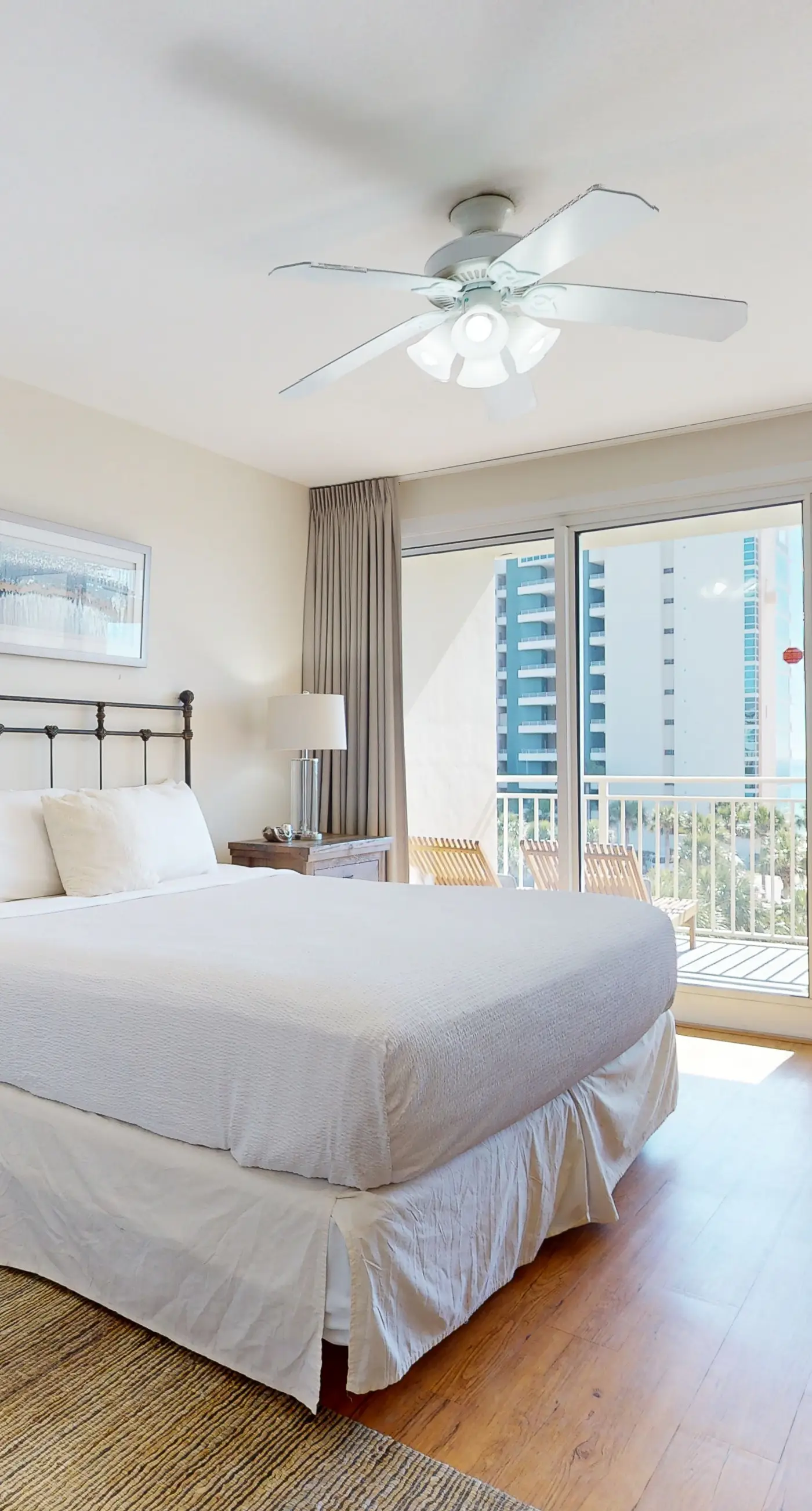Magnificent waterfront condo w/private balcony, shared pool, gym, & snack bar