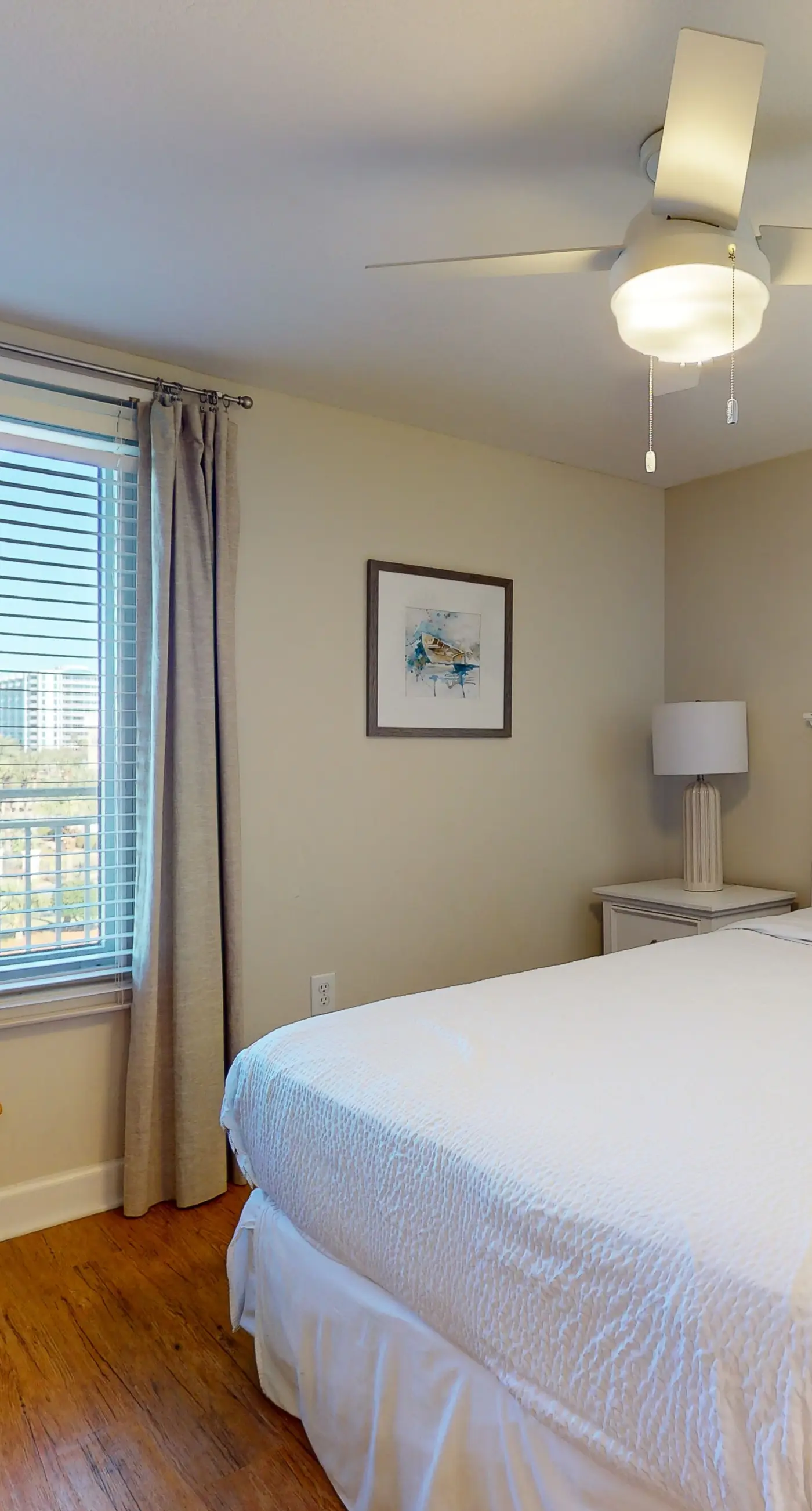 Magnificent waterfront condo w/private balcony, shared pool, gym, & snack bar