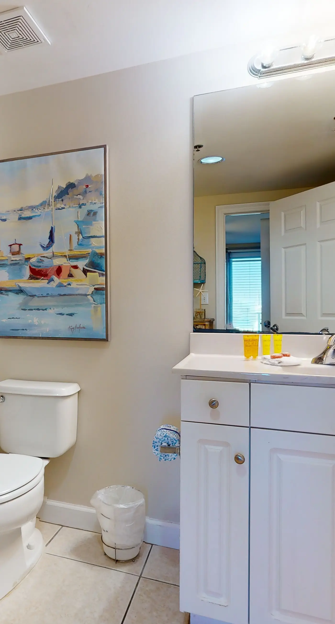 Magnificent waterfront condo w/private balcony, shared pool, gym, & snack bar