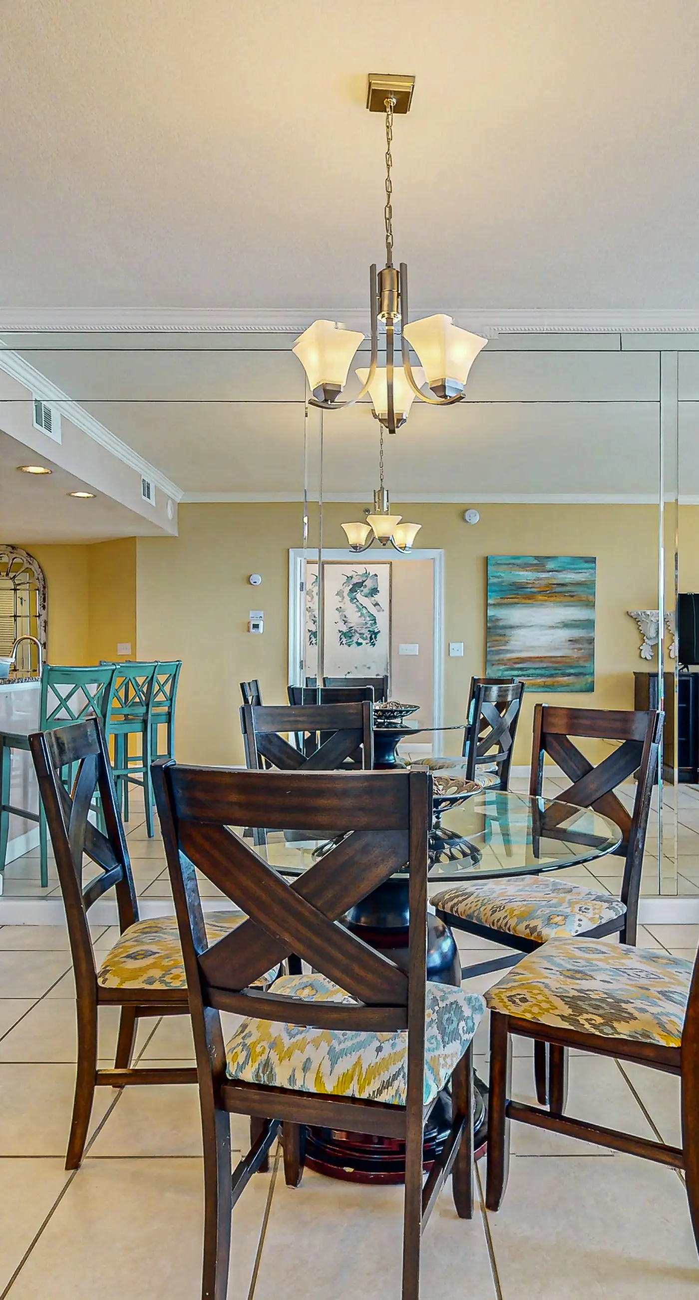 Inviting & sleek condo w/private balcony, shared pool, grill & fitness center