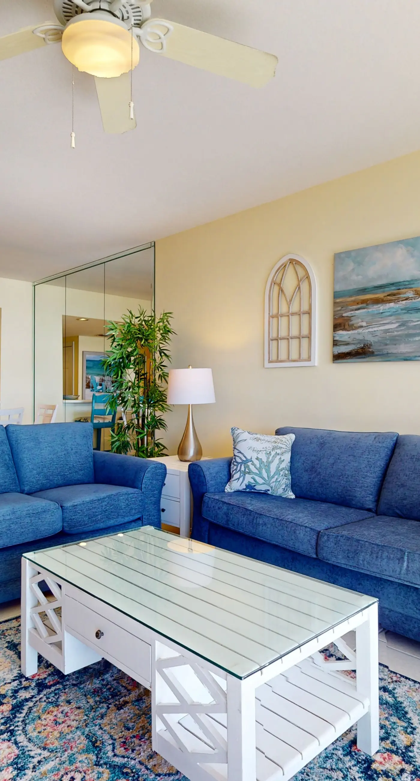 Beach condo w/ shared guest amenities - pool, fitness center & BBQ area