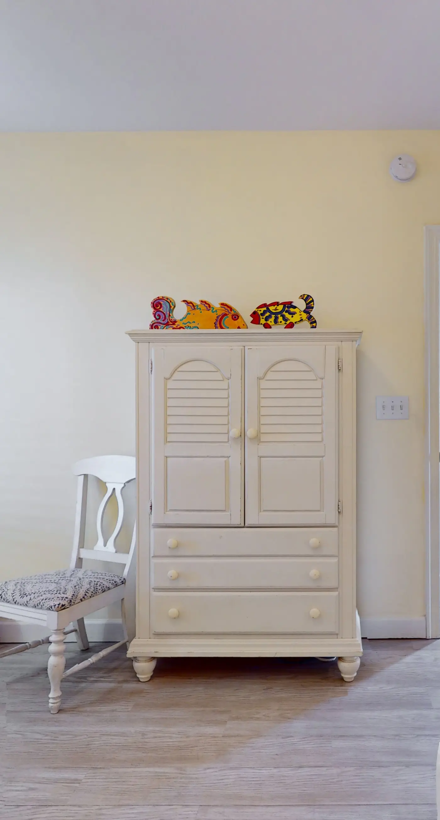 Beach condo w/ shared guest amenities - pool, fitness center & BBQ area