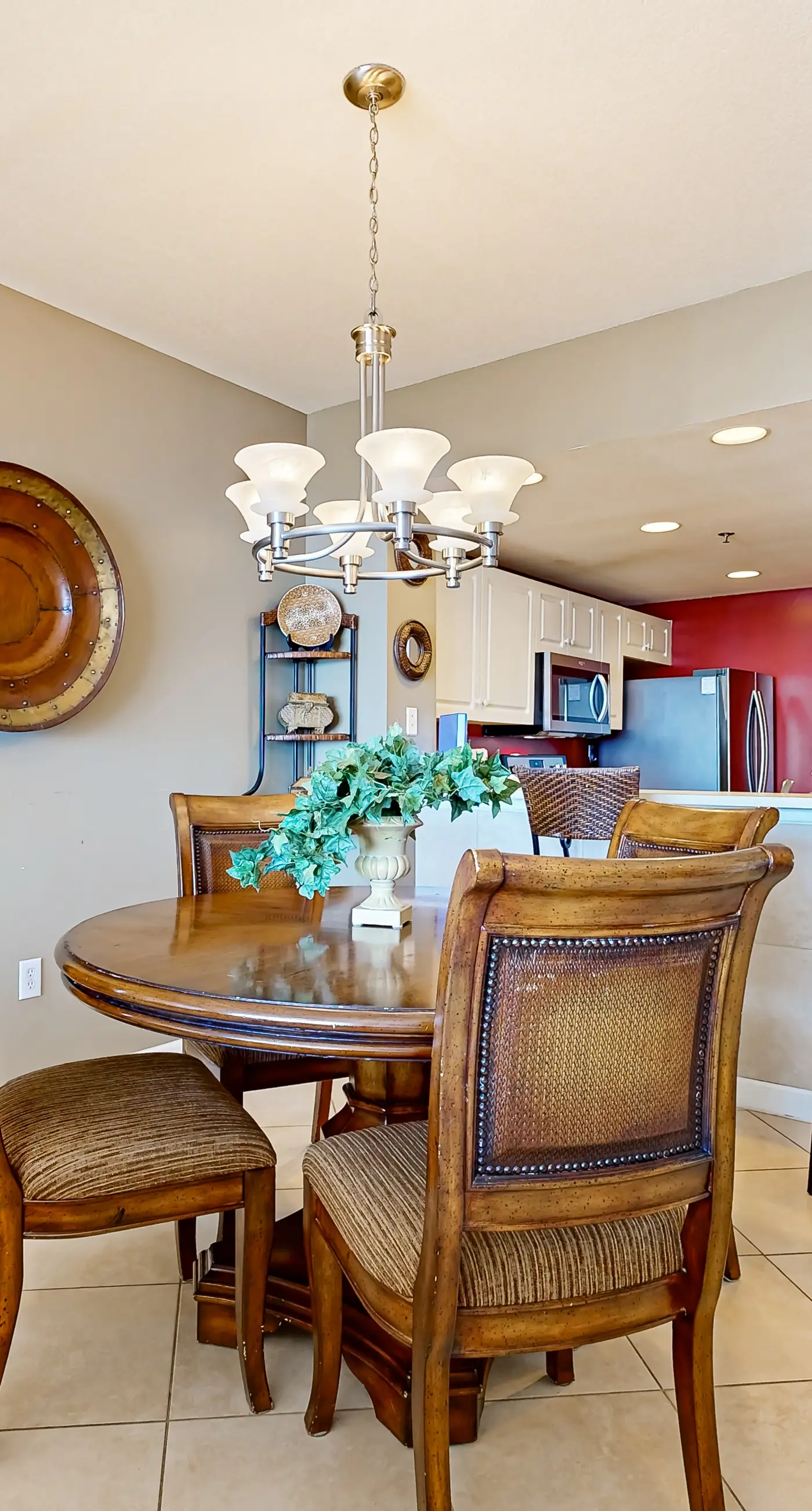 Bright & sleek condo w/shared pool, fitness center, grill area - water views