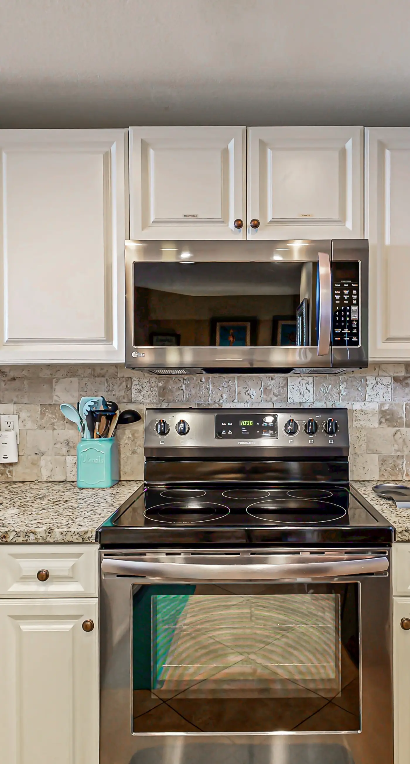 Gorgeous, beachfront condo with view of the gulf plus a pool