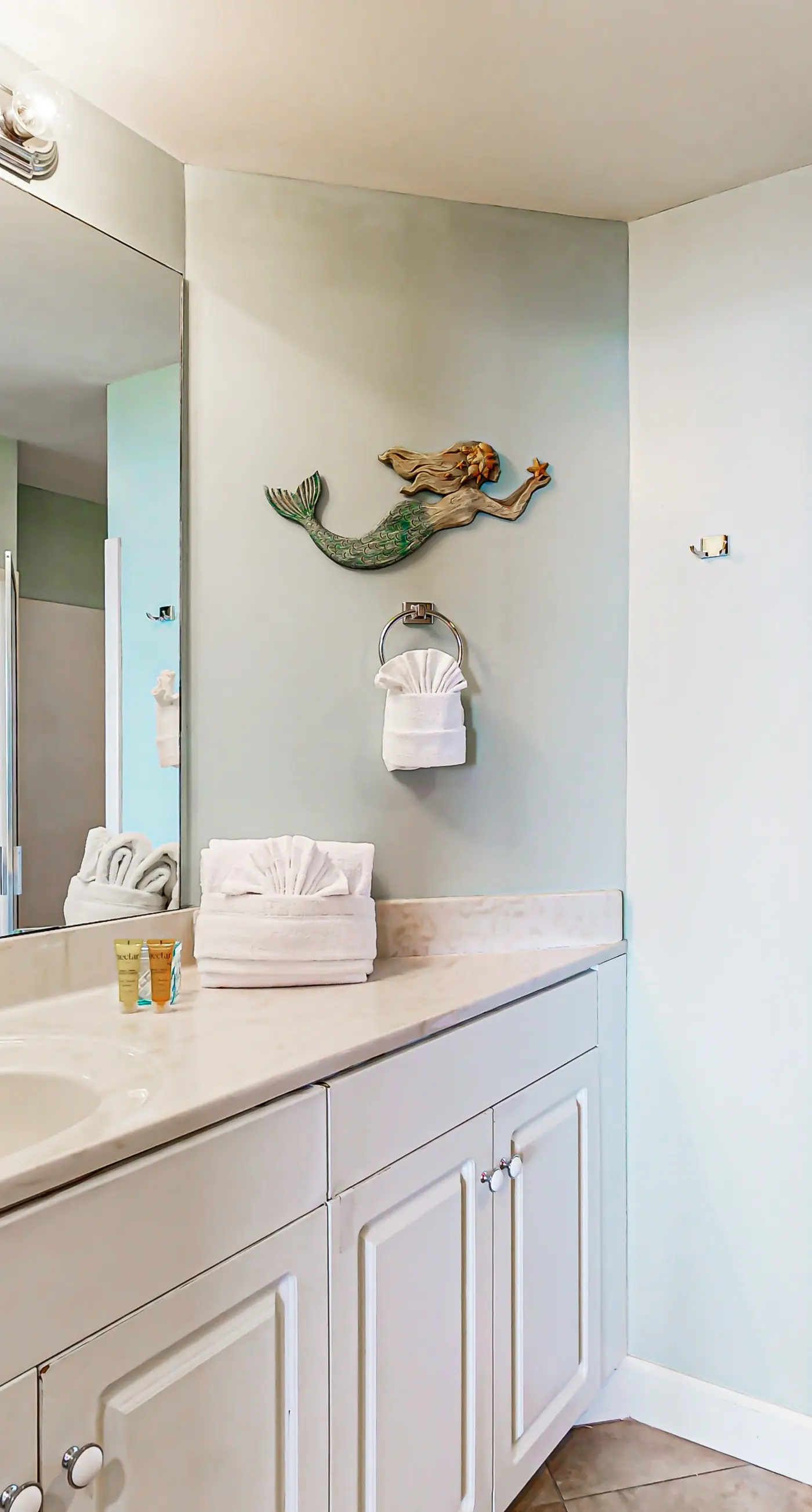 Gorgeous, beachfront condo with view of the gulf plus a pool