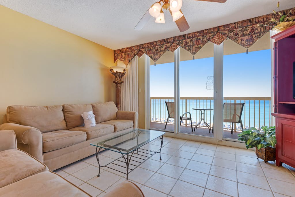 Ocean-view condo with central AC, pool & hot tub access & balcony