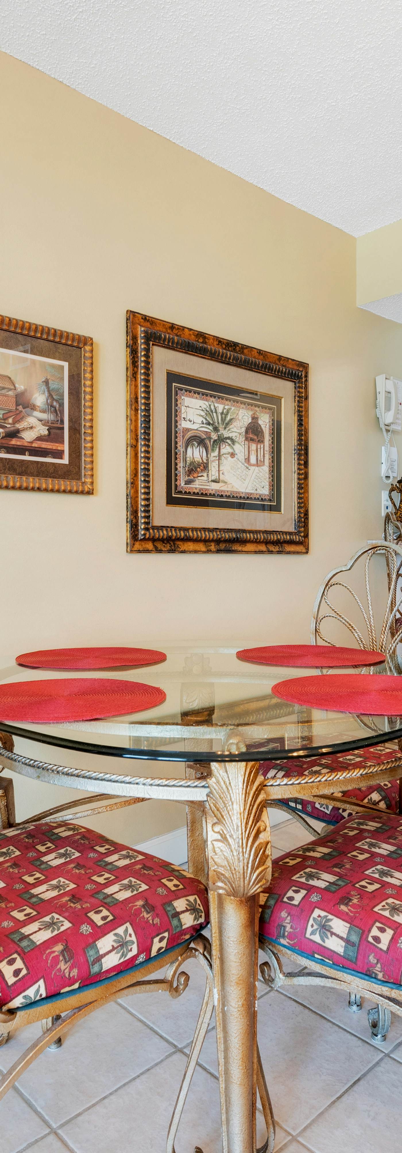 Ocean-view condo with central AC, pool & hot tub access & balcony