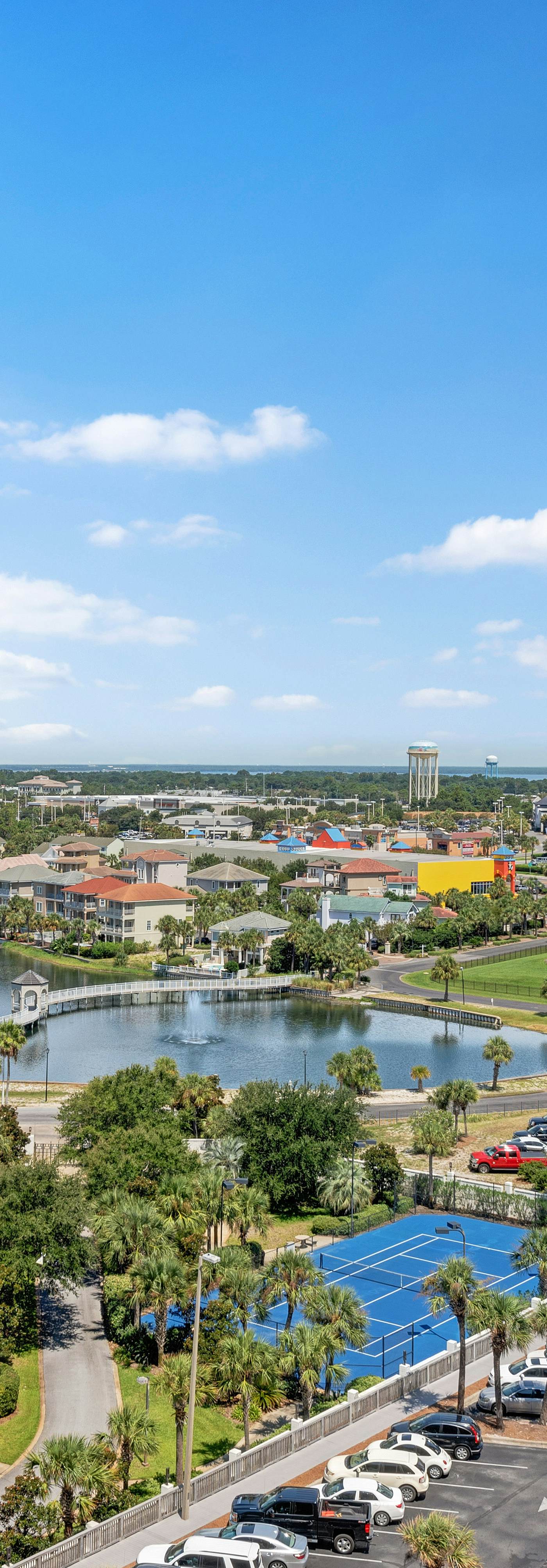 Ocean-view condo with central AC, pool & hot tub access & balcony
