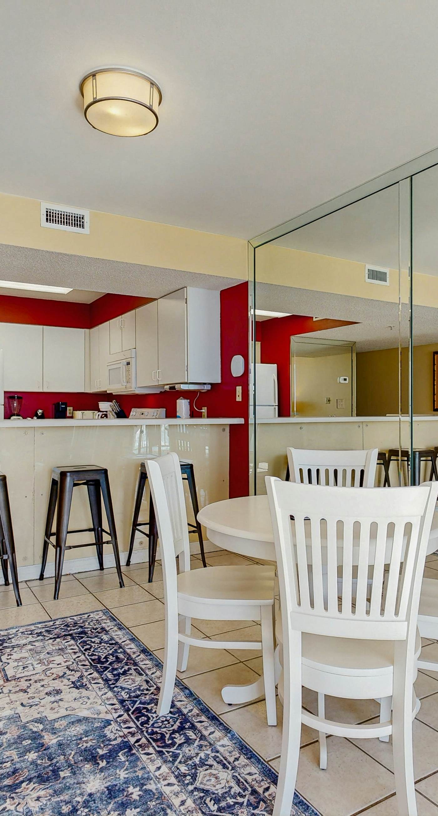 5th-floor condo with patio, pool & ocean views