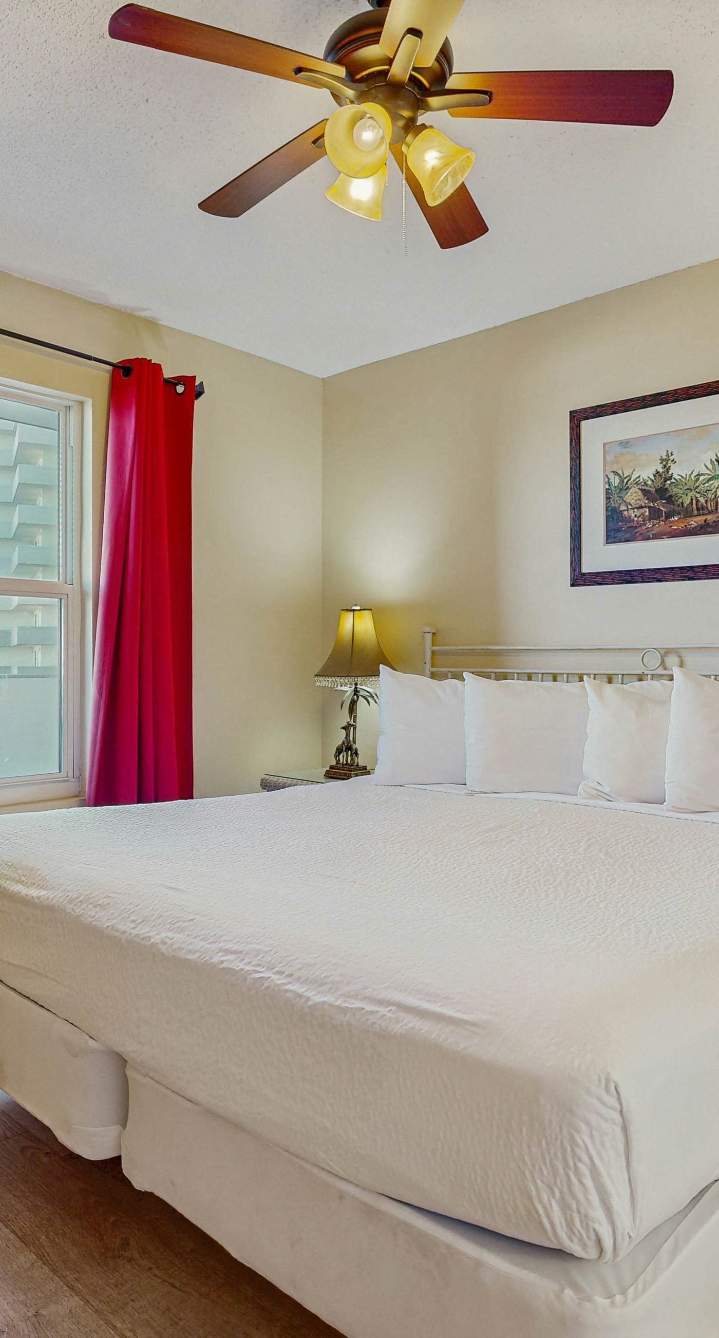 5th-floor condo with patio, pool & ocean views