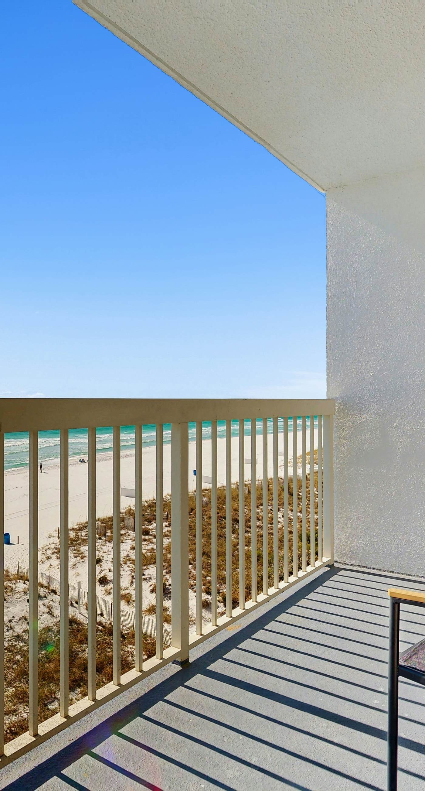 5th-floor condo with patio, pool & ocean views
