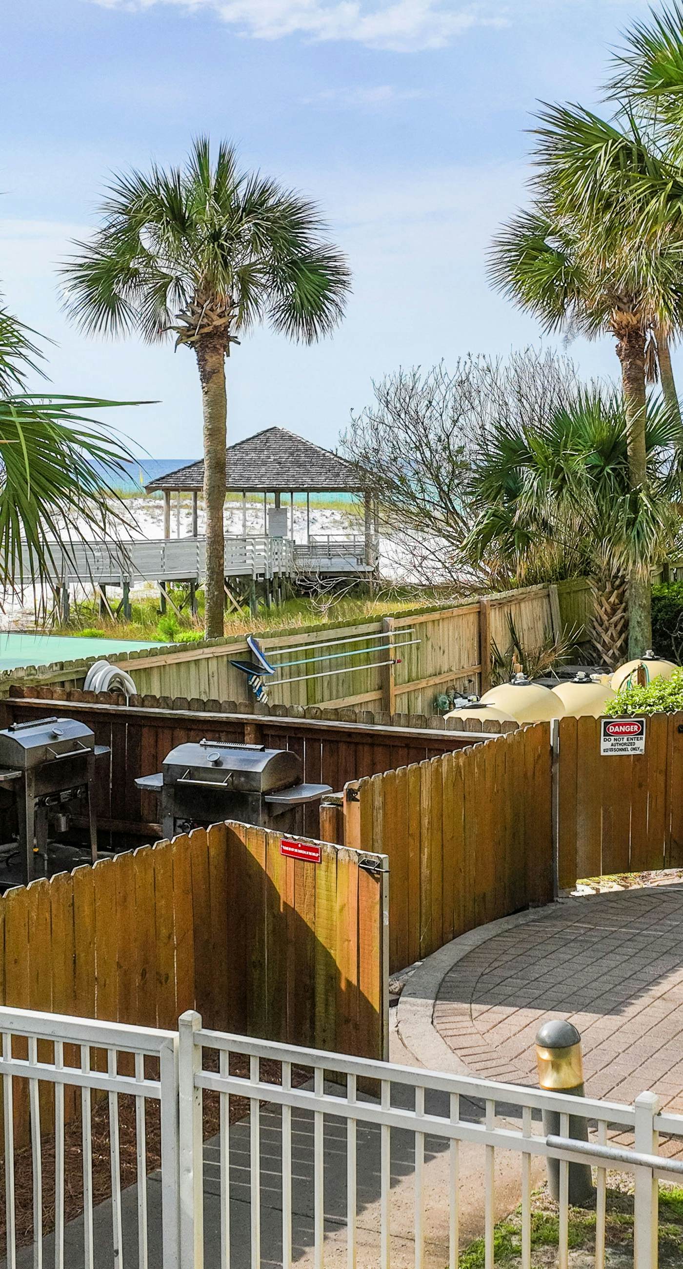 5th-floor condo with patio, pool & ocean views