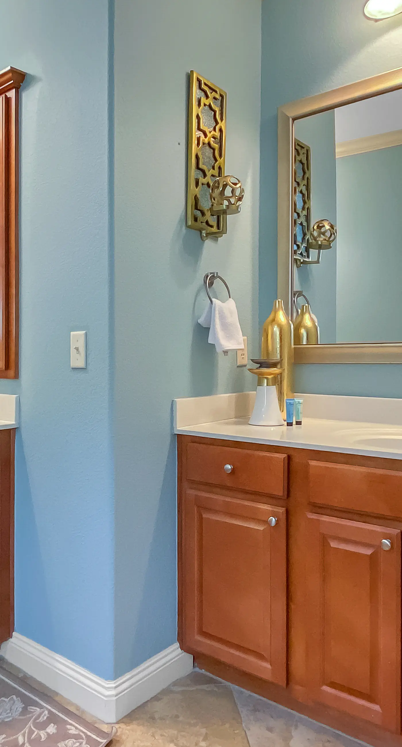 Gorgeous home with resort pool & beach access