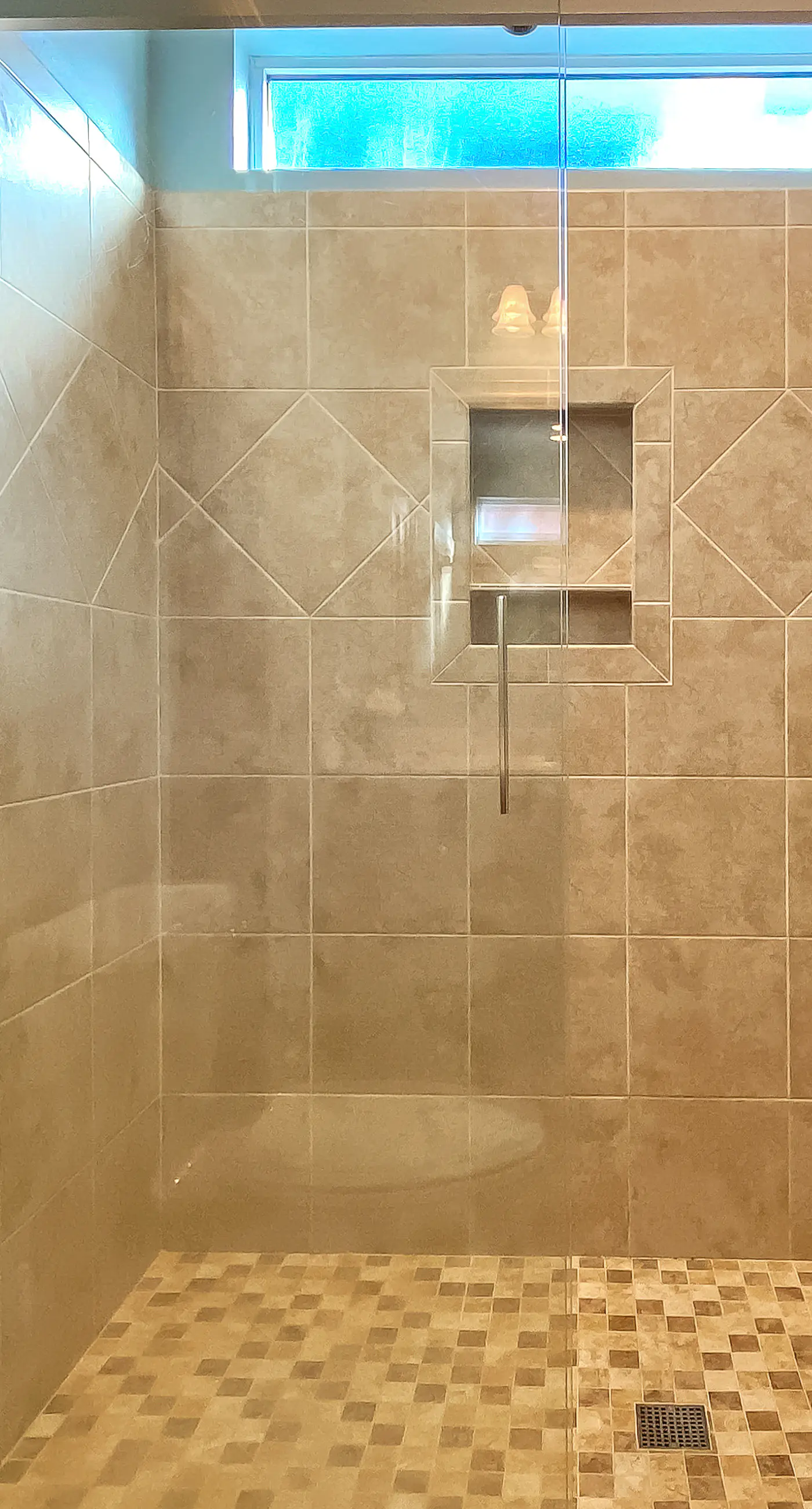 Gorgeous home with resort pool & beach access