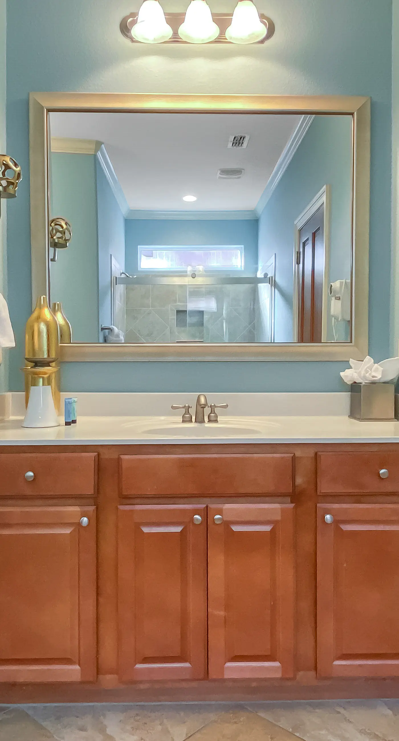 Gorgeous home with resort pool & beach access