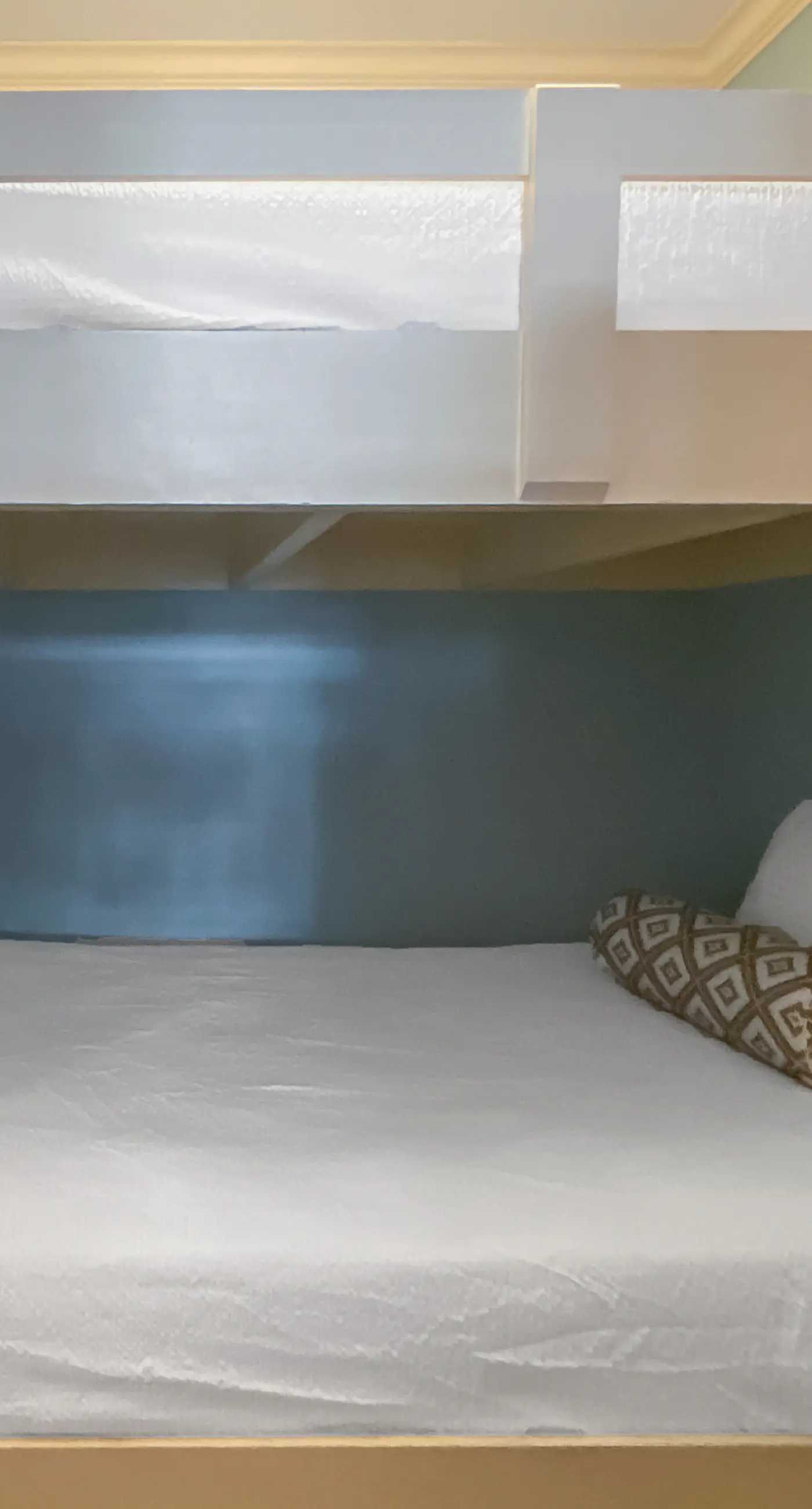 Gorgeous home with resort pool & beach access