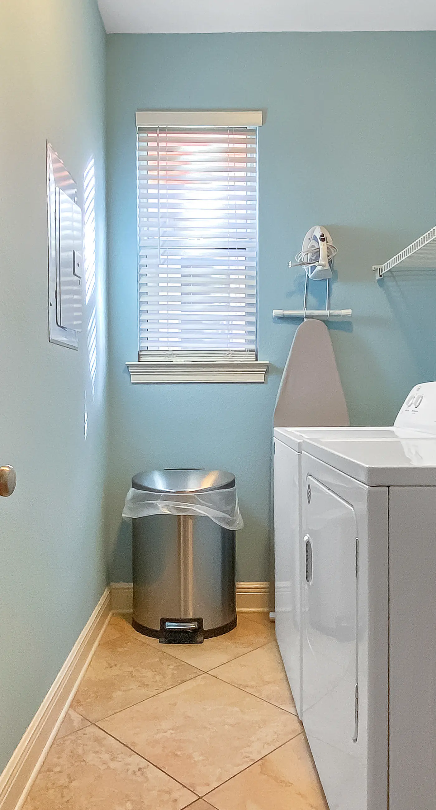 Gorgeous home with resort pool & beach access