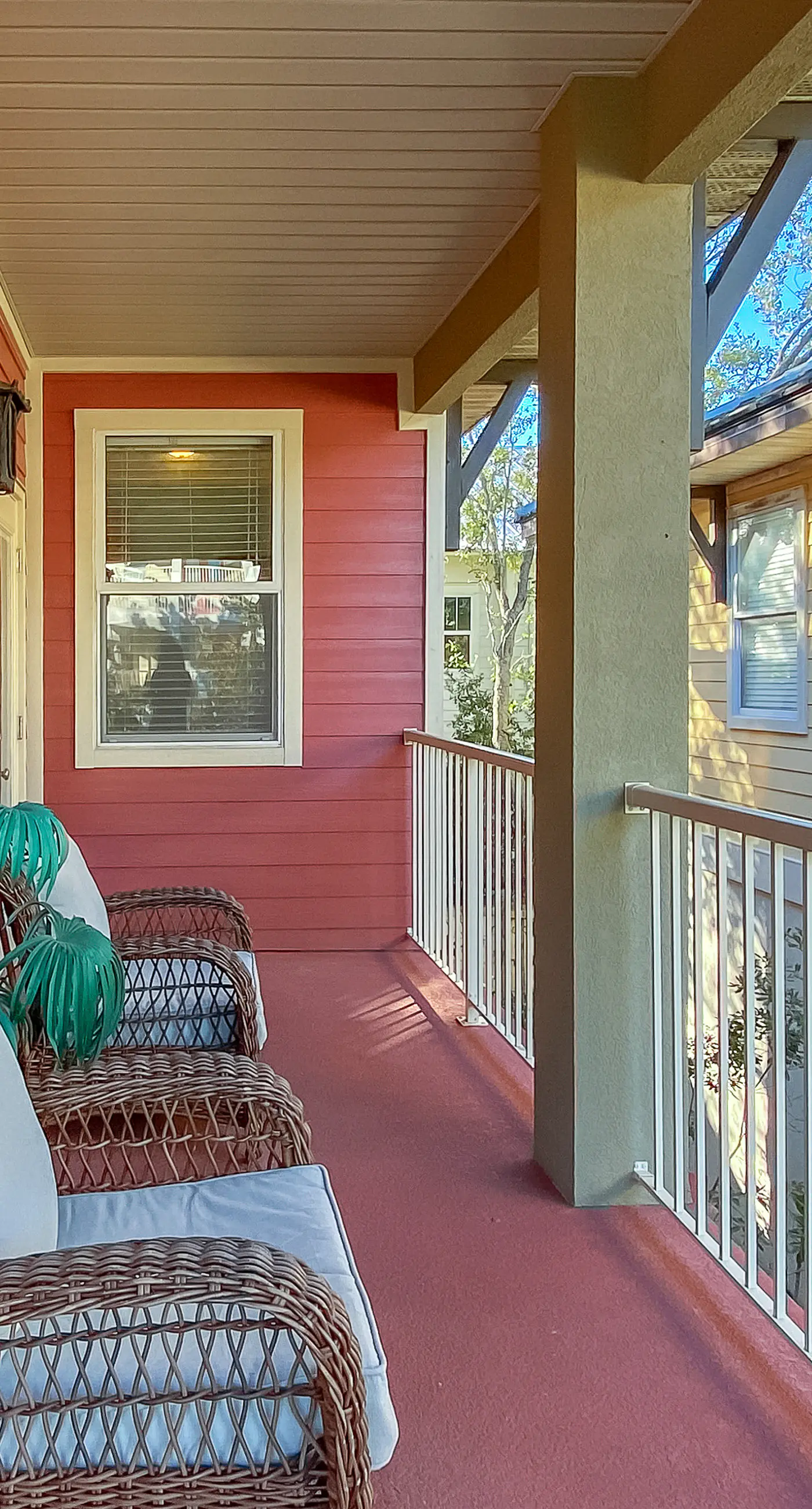 Gorgeous home with resort pool & beach access