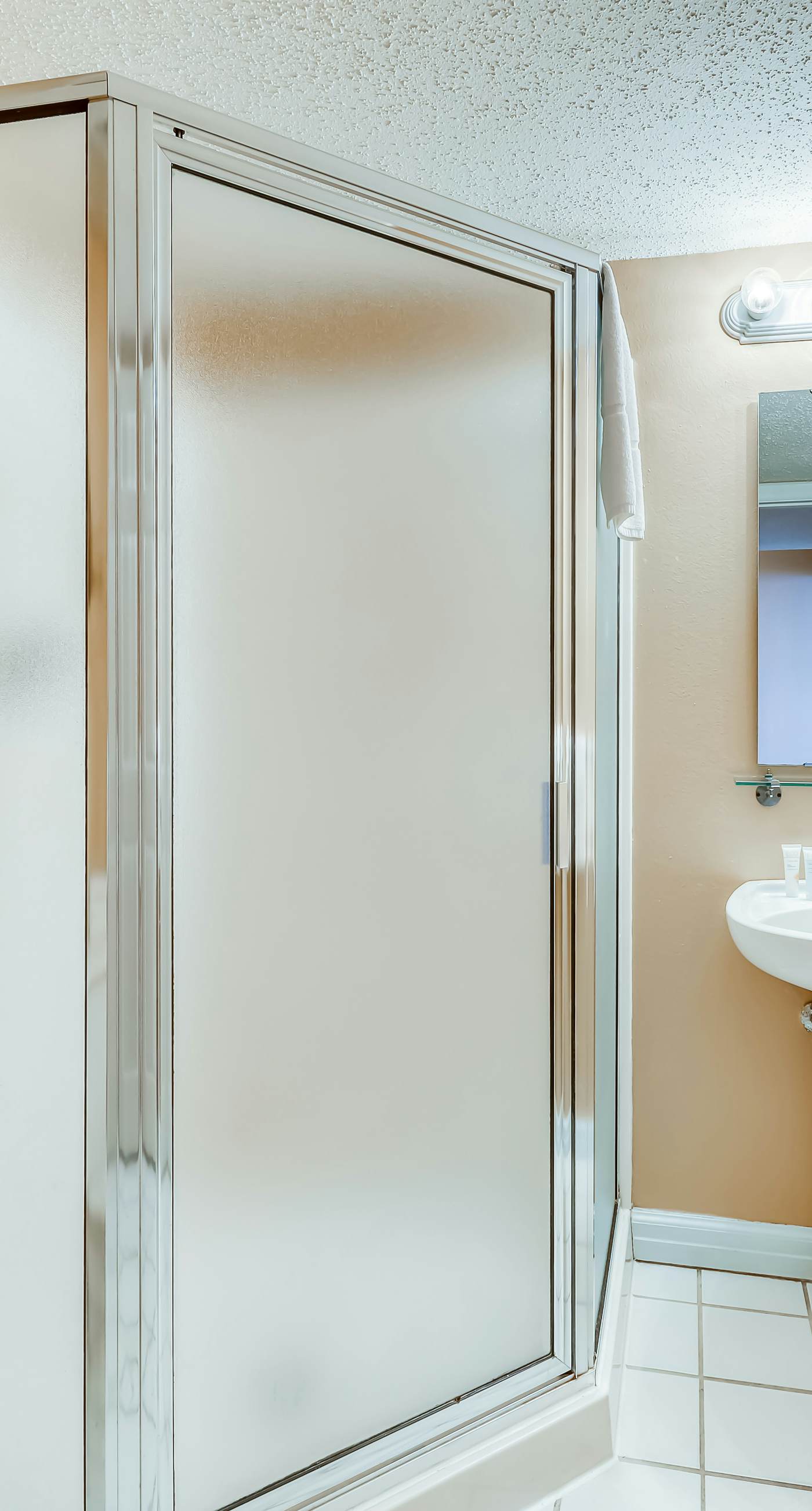 20th-story condo in Pelican Beach Resort with Gulf views