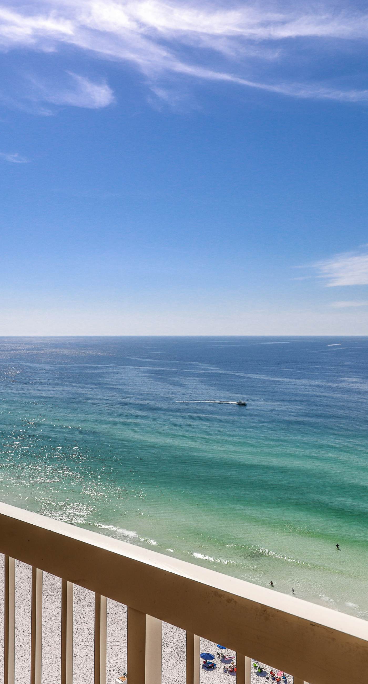 20th-story condo in Pelican Beach Resort with Gulf views