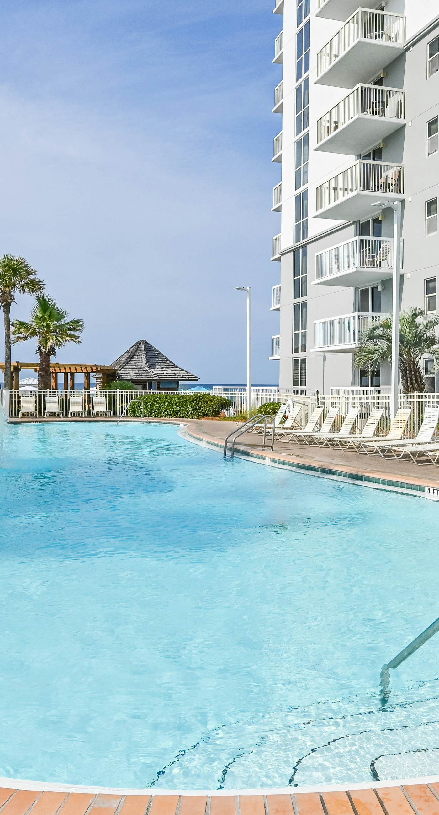 20th-story condo in Pelican Beach Resort with Gulf views