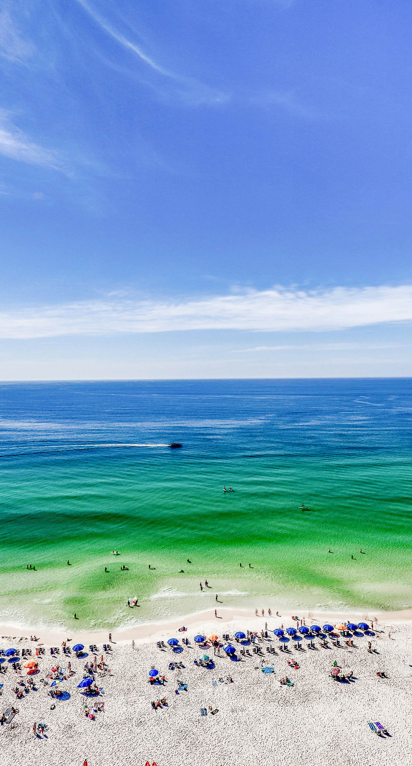 20th-story condo in Pelican Beach Resort with Gulf views