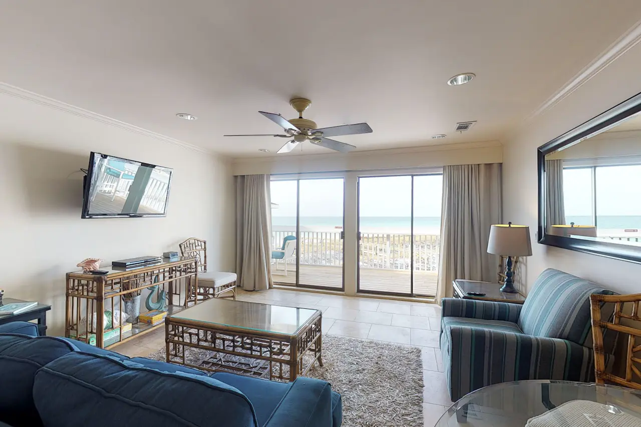 Visual Reference: Beachfront Condo With Shared Pool Hot Tub Fitness Center Beach