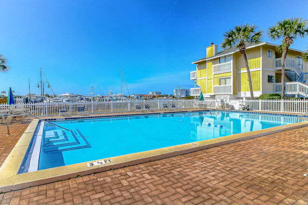 Beachfront condo with shared pool, hot tub, & fitness center + beach access