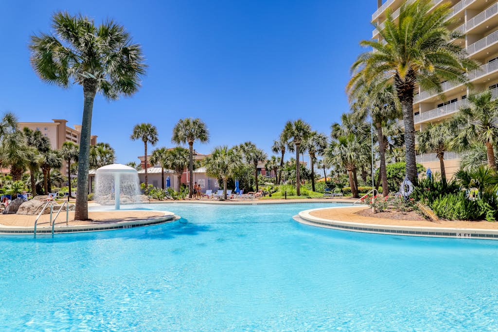 Gorgeous beachfront condo w/ shared pool & beach access