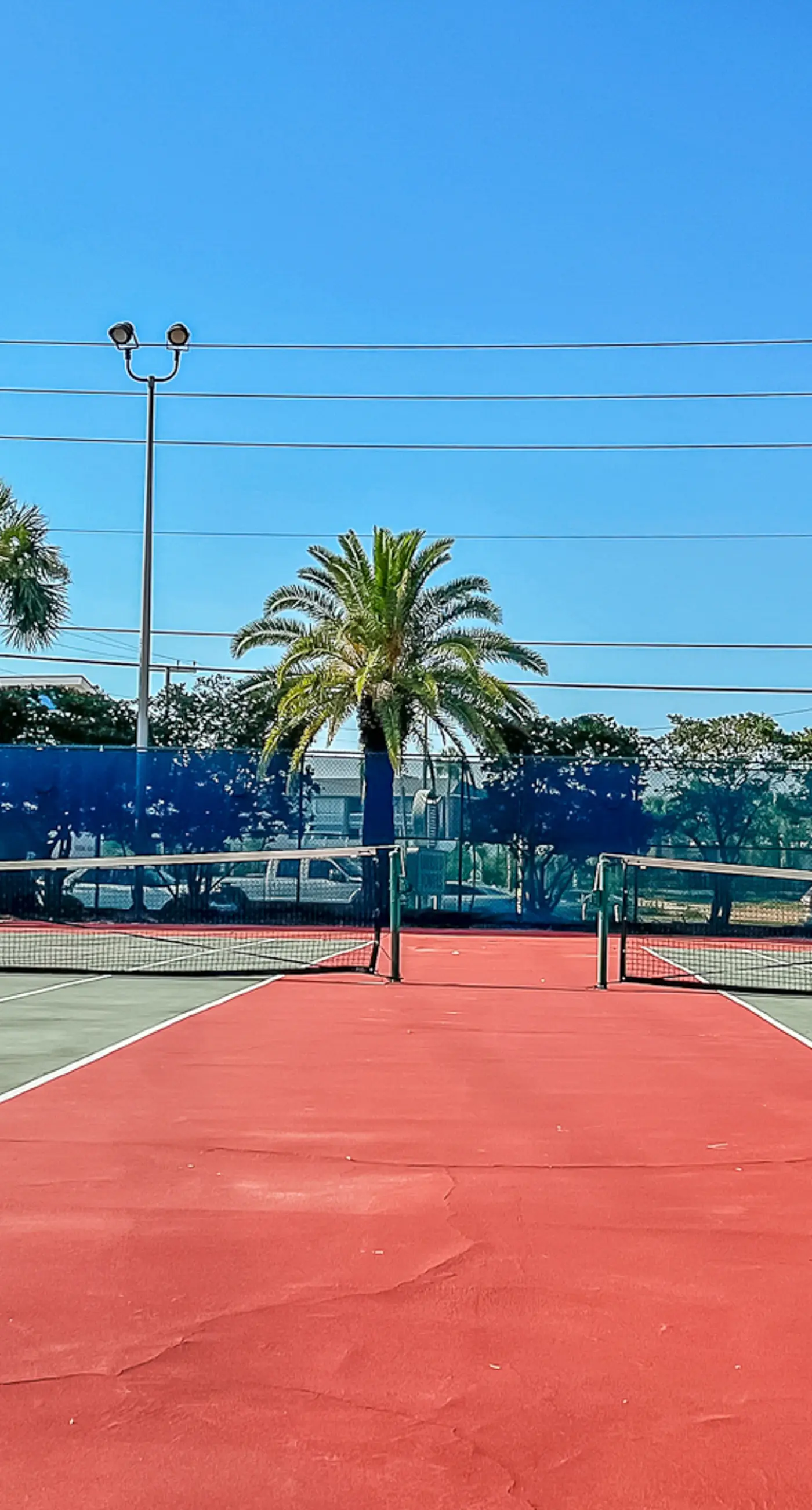 Beautiful Gulf Front Condo Fun Amenities, Nearby Shopping & Dining