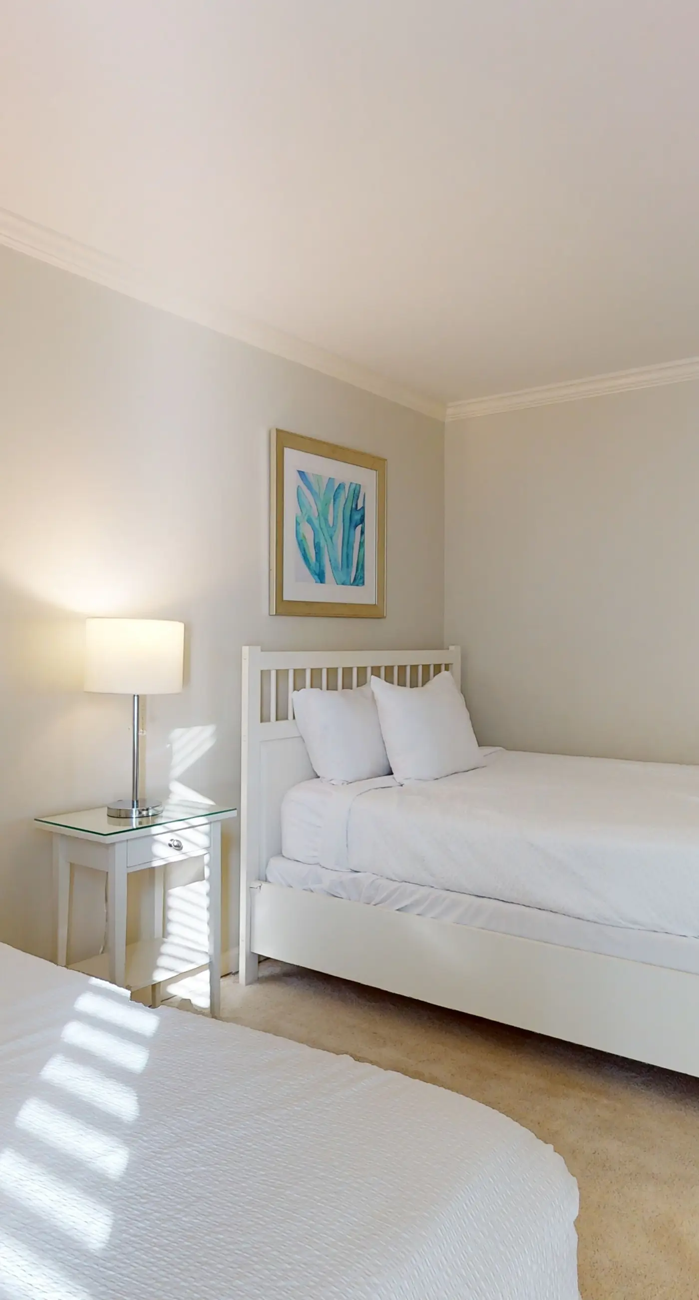 Beautiful Gulf Front Condo Fun Amenities, Nearby Shopping & Dining