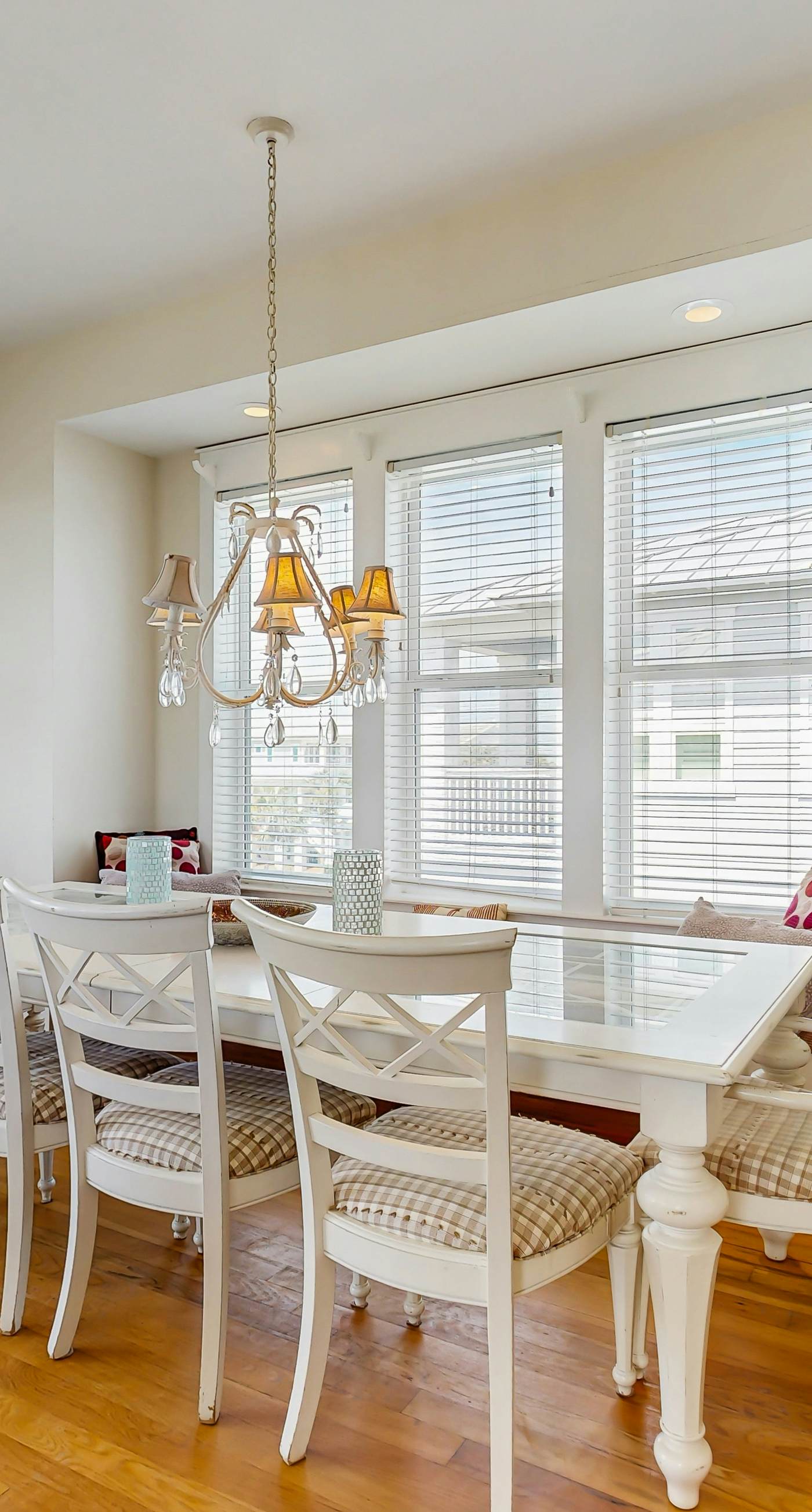 3-Bedroom Home Located in Destin Pointe, Near shops and dining