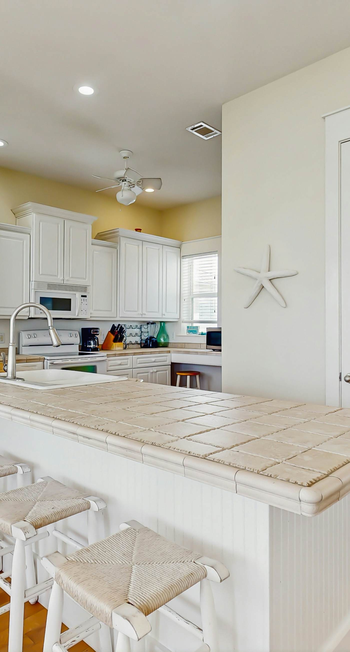 3-Bedroom Home Located in Destin Pointe, Near shops and dining