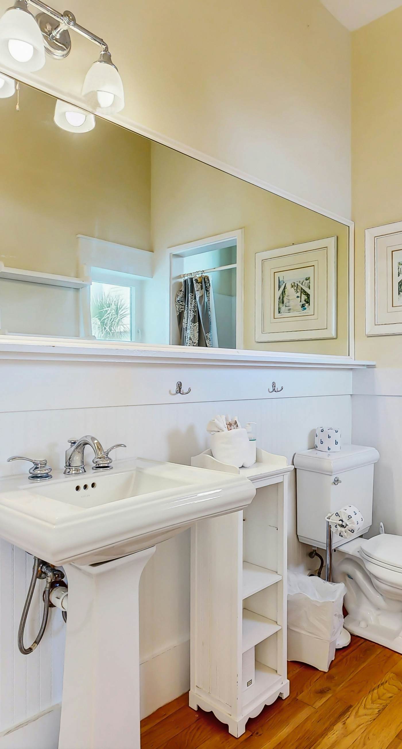 3-Bedroom Home Located in Destin Pointe, Near shops and dining