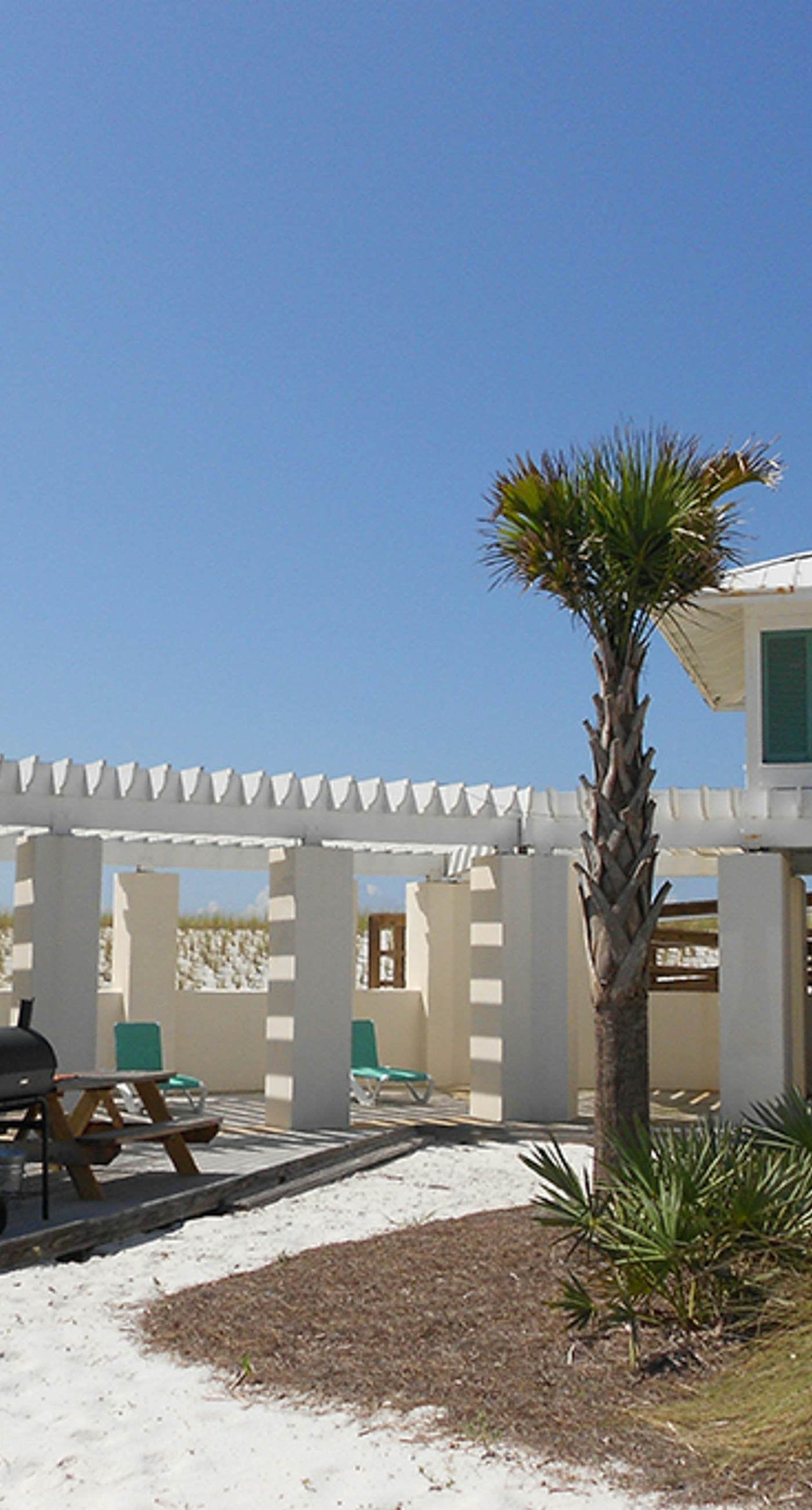 3-Bedroom Home Located in Destin Pointe, Near shops and dining