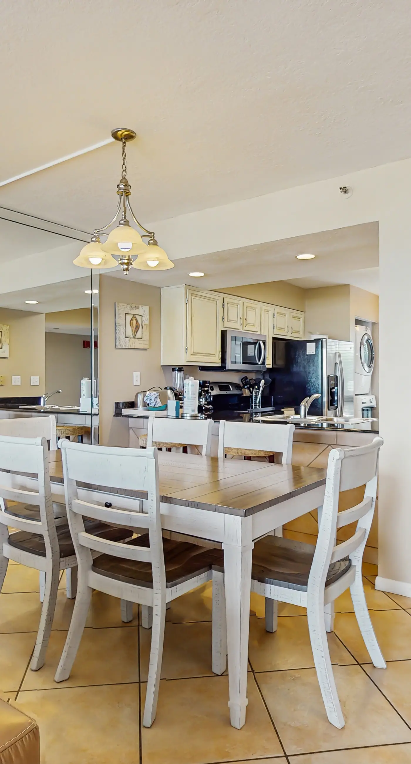 2nd Floor Lovely Condo Great Amenities, Gulf View, Large Balcony